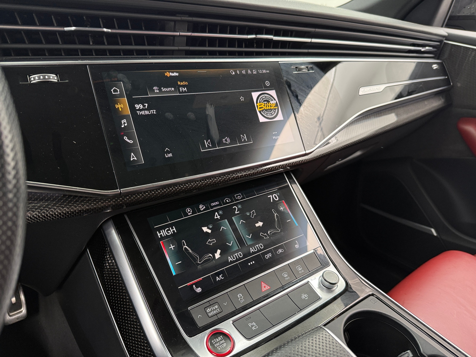 Thumbnail: 2022 Audi SQ8 - 3