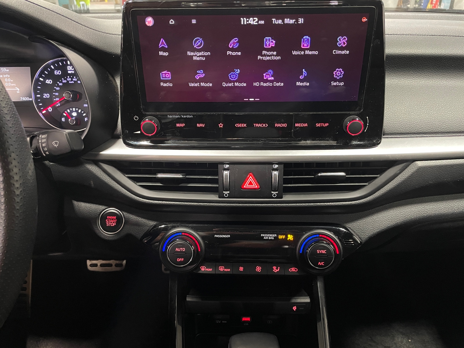 Thumbnail: 2024 Kia Forte - 4