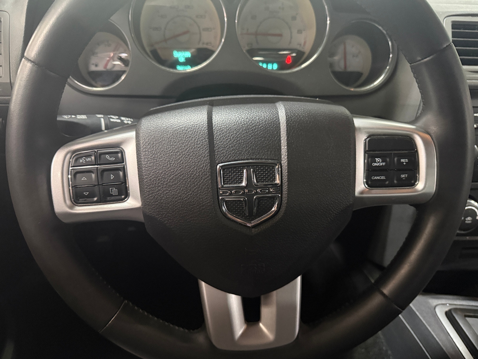 Thumbnail: 2013 Dodge Challenger - 4