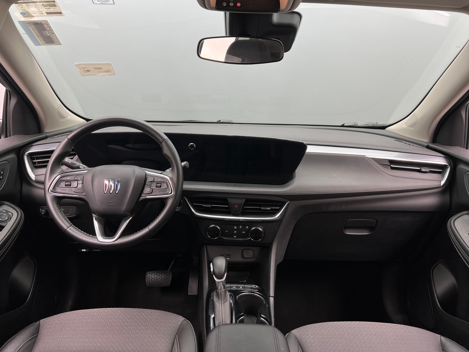 Thumbnail: 2025 Buick Encore GX - 3