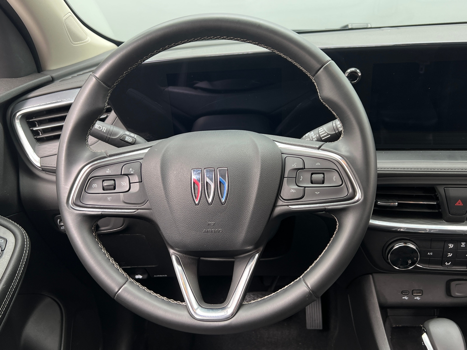 Thumbnail: 2025 Buick Encore GX - 5