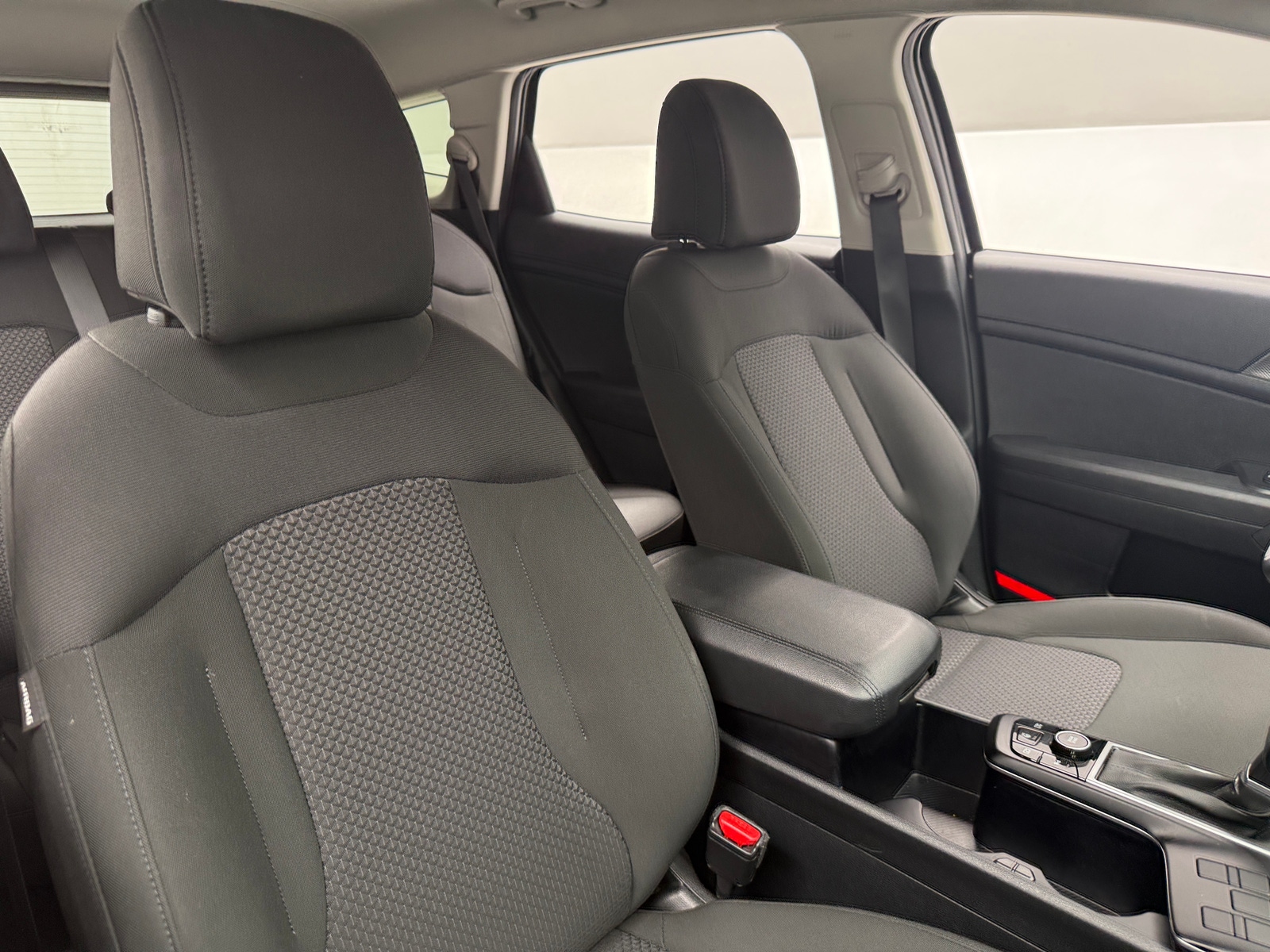 Thumbnail: 2025 Kia Sportage - 2