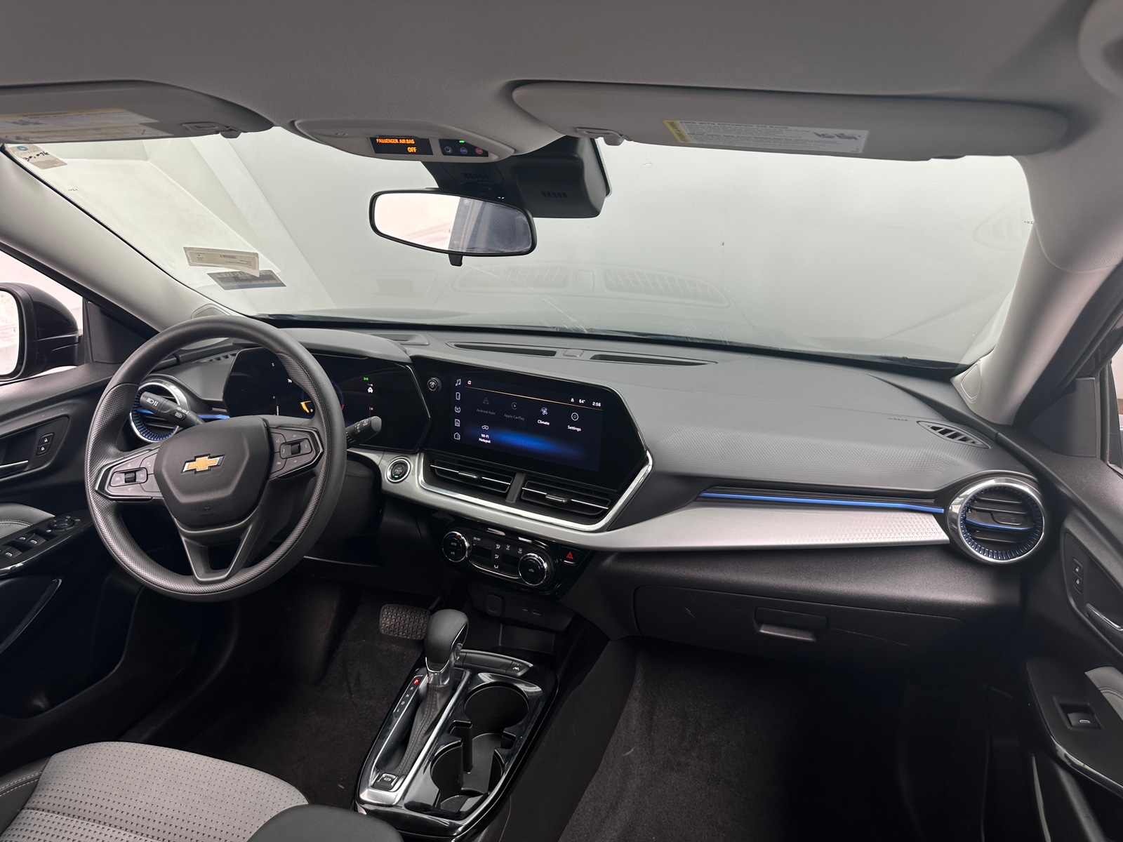 Thumbnail: 2025 Chevrolet Trax - 3