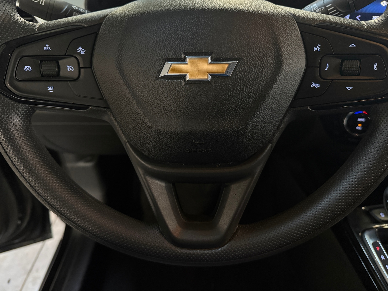 Thumbnail: 2025 Chevrolet Trax - 5