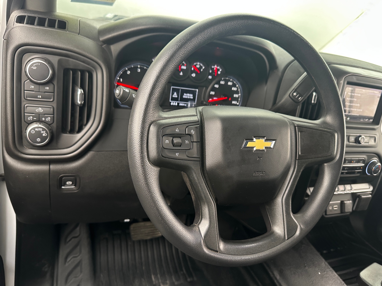 Thumbnail: 2024 Chevrolet Silverado 2500 - 4