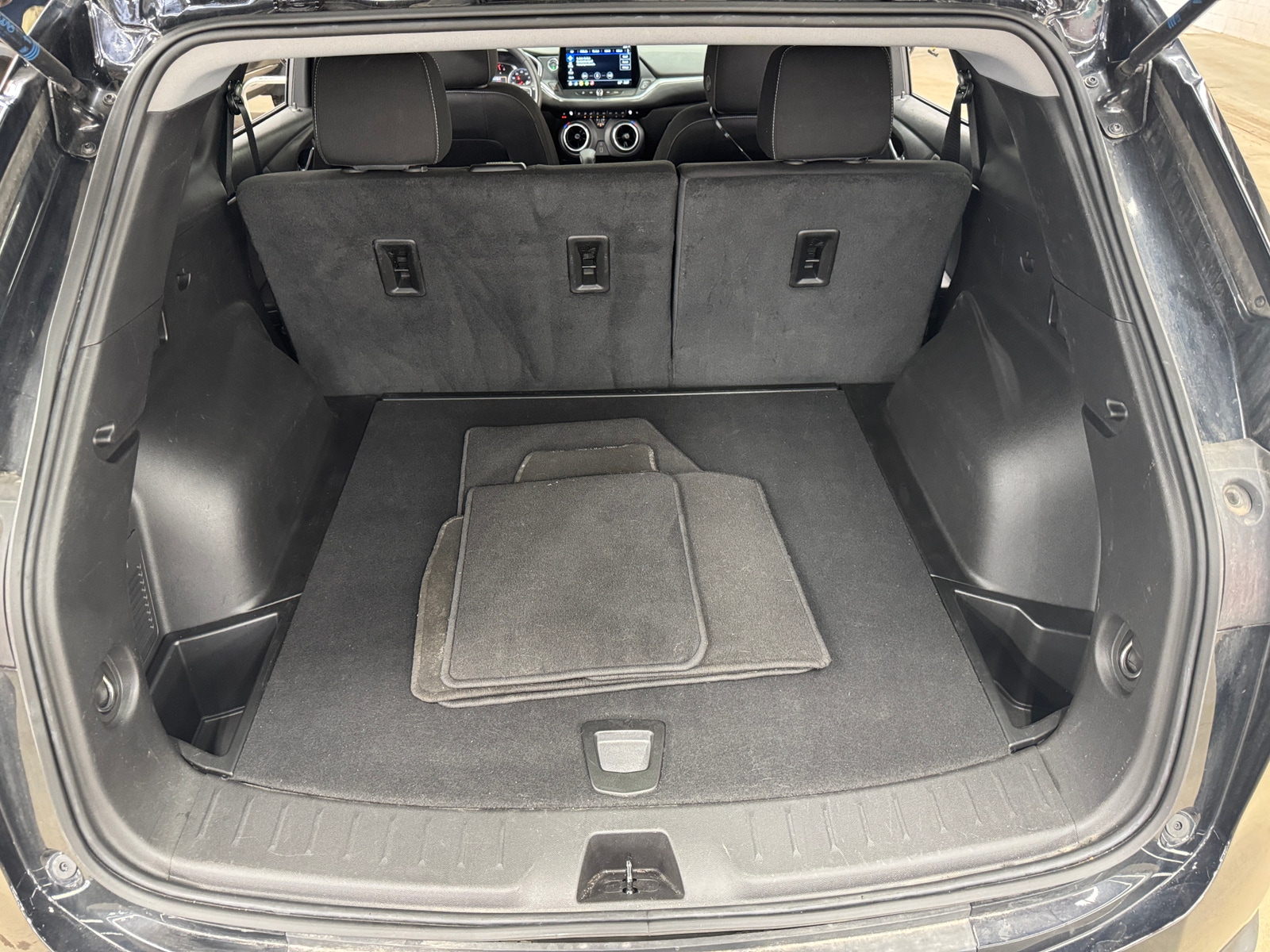 Thumbnail: 2025 Chevrolet Blazer - 7