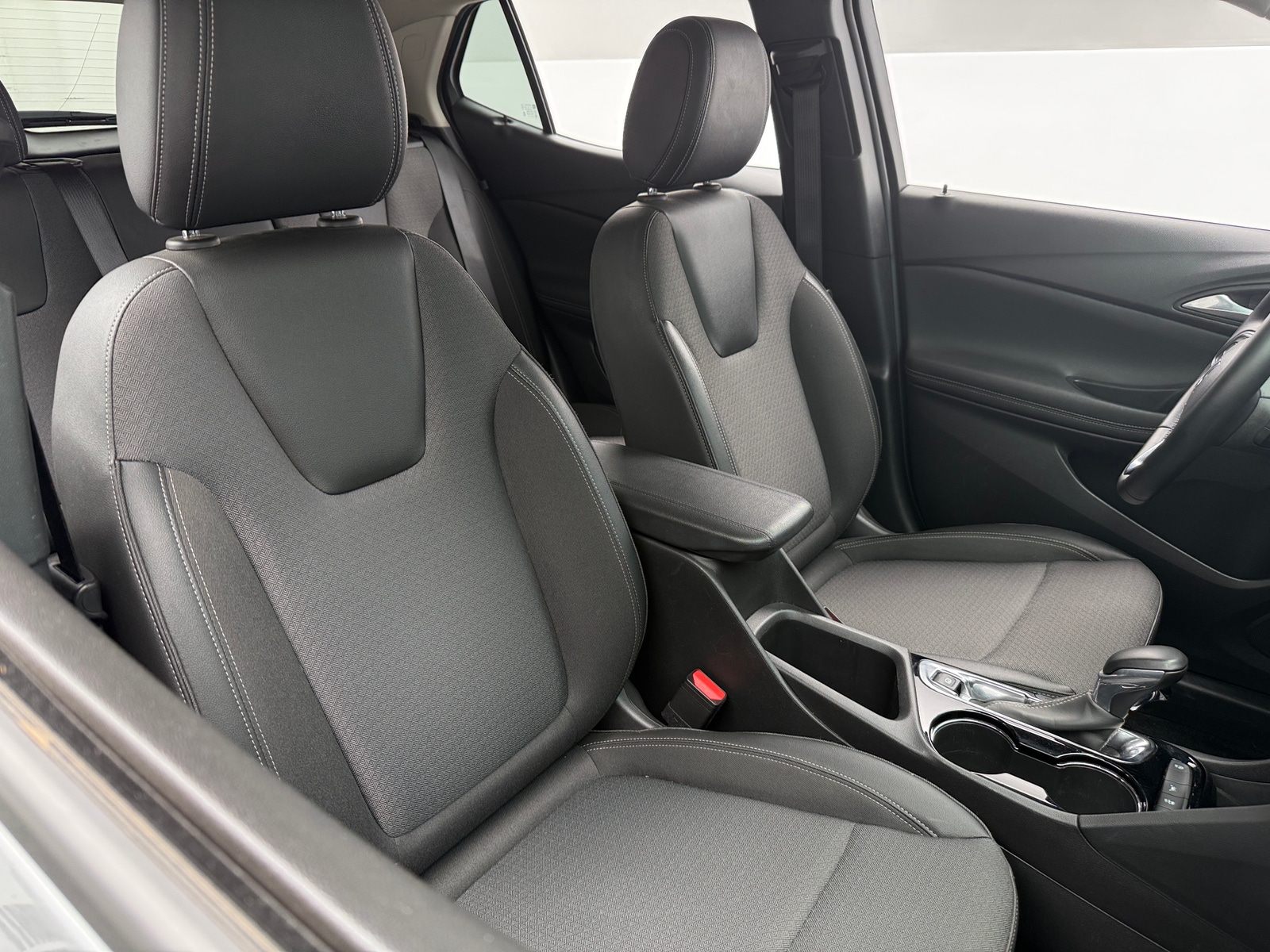 Thumbnail: 2025 Buick Encore GX - 2