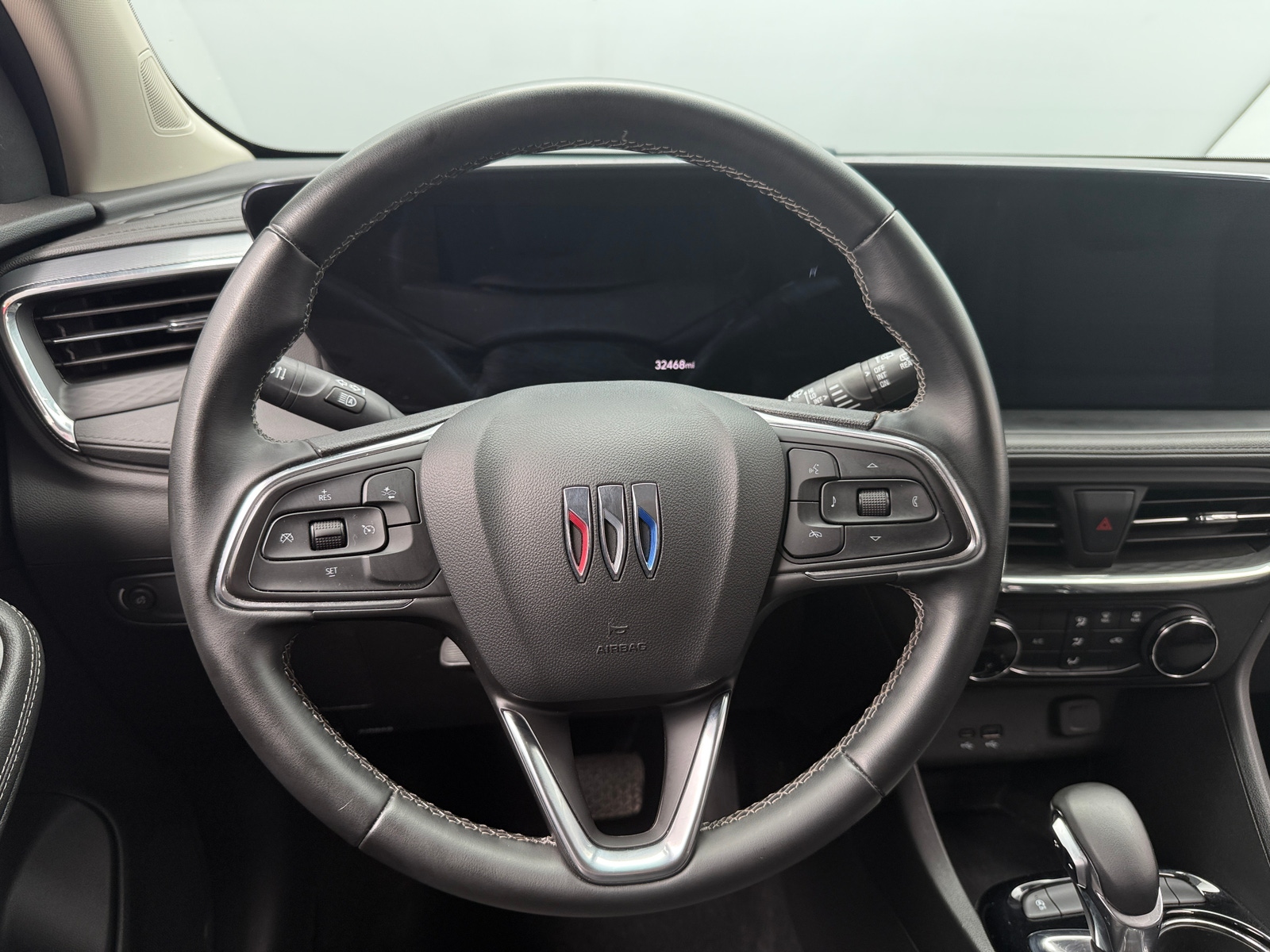 Thumbnail: 2025 Buick Encore GX - 5