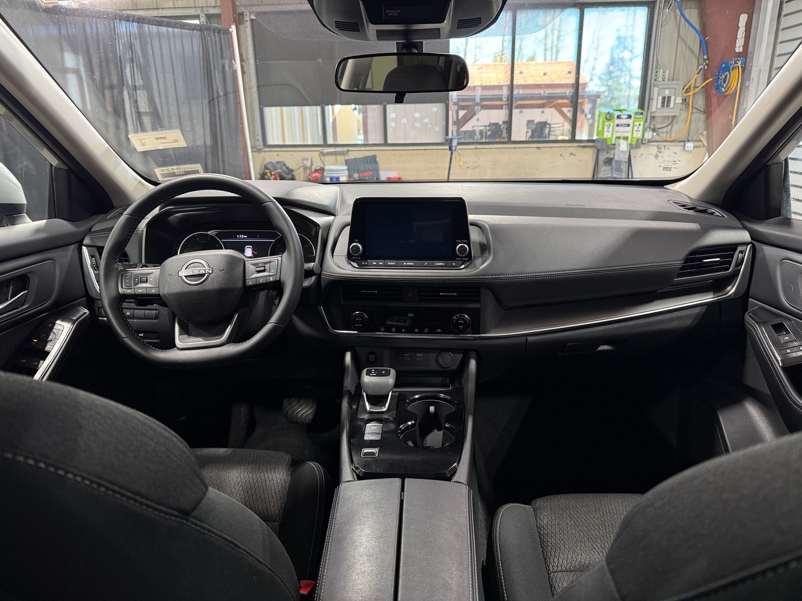 Thumbnail: 2025 Nissan Rogue - 3