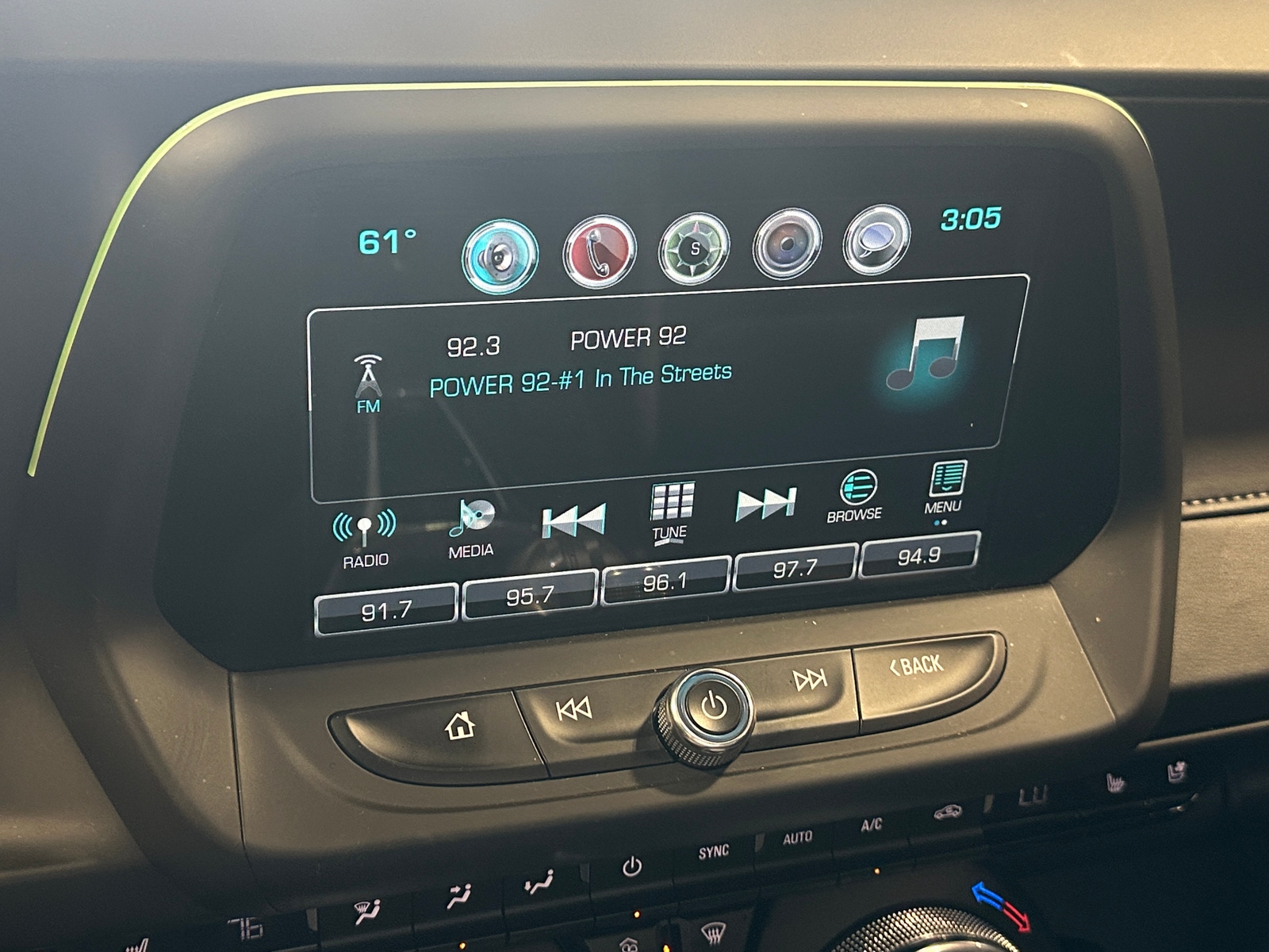 Thumbnail: 2017 Chevrolet Camaro - 2