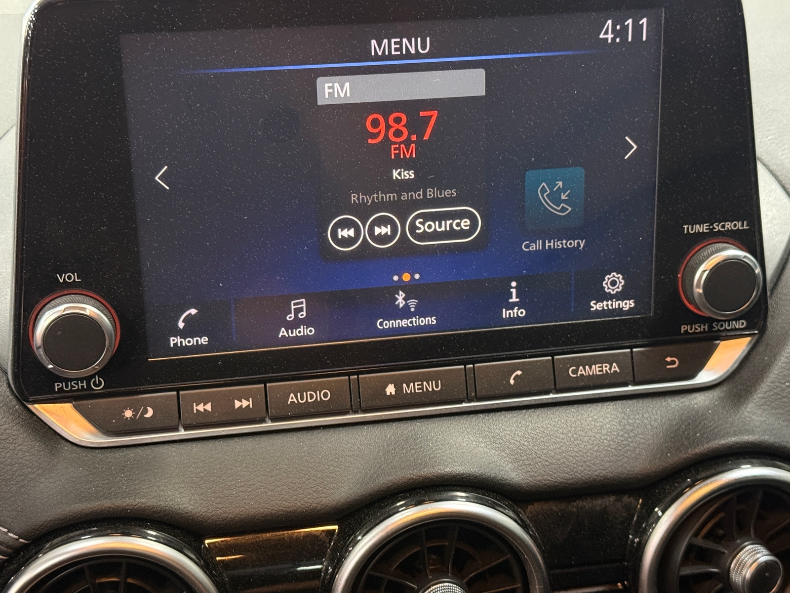 Thumbnail: 2020 Nissan Sentra - 4