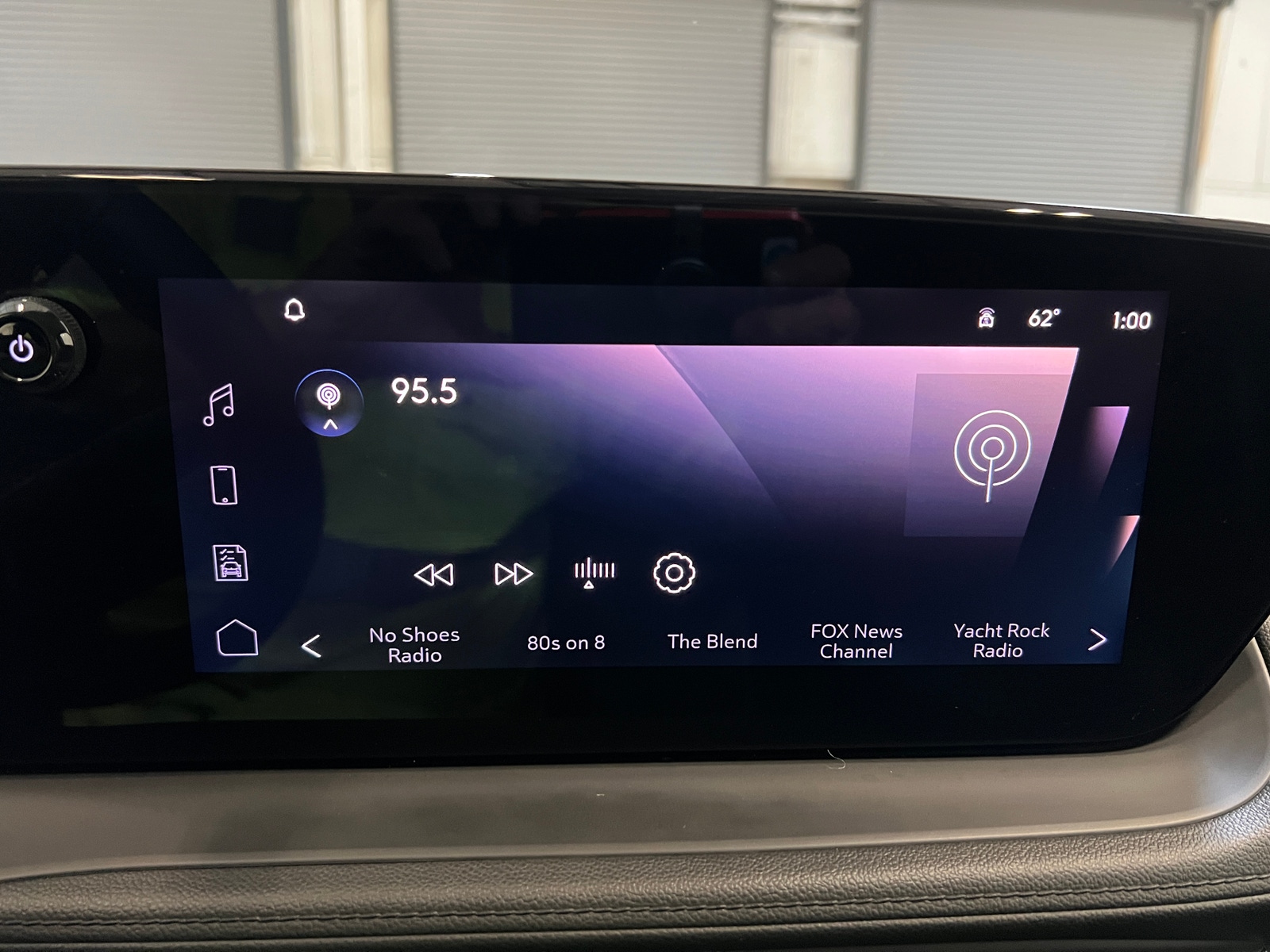 Thumbnail: 2025 Buick Encore GX - 4