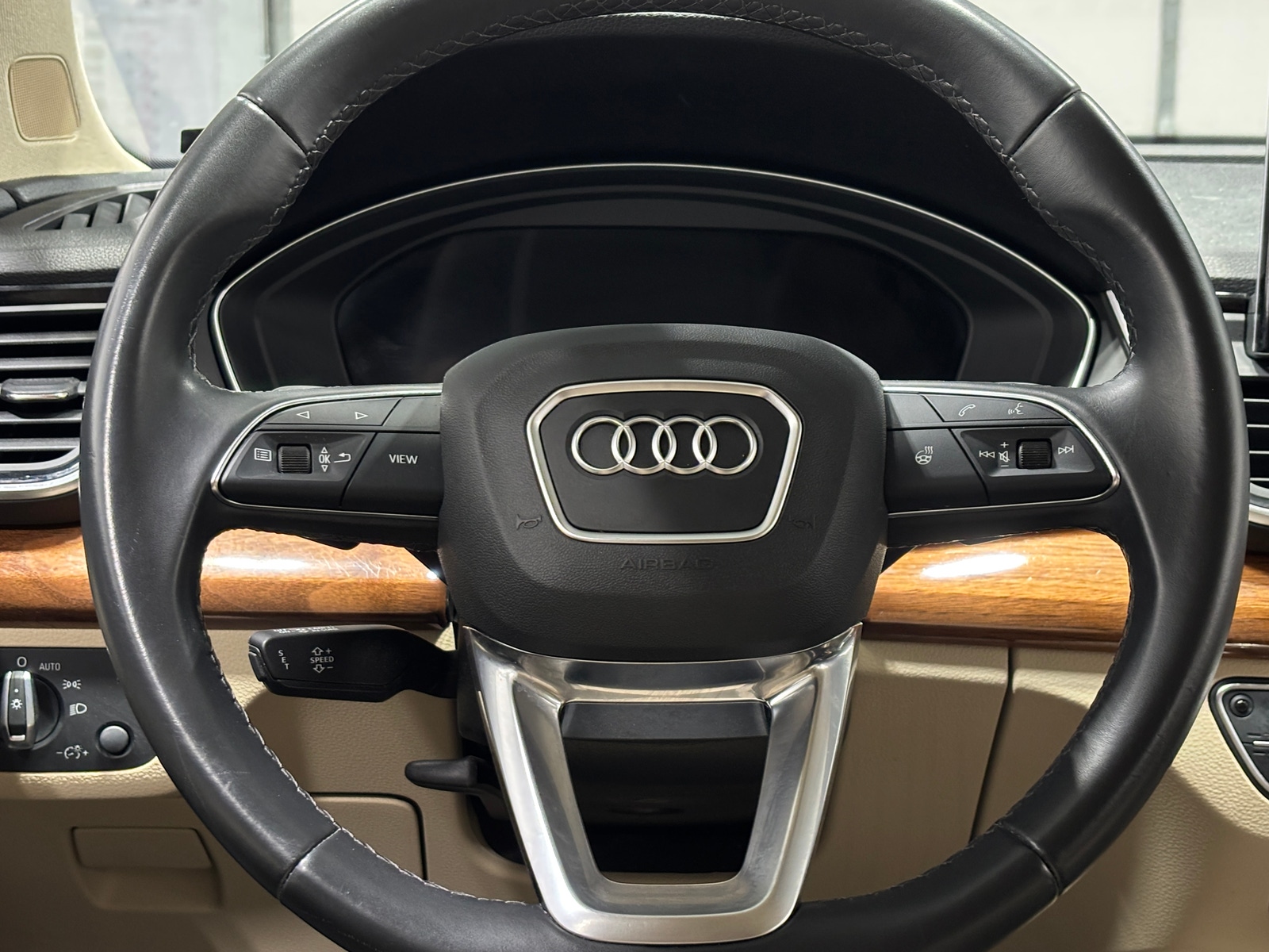Thumbnail: 2022 Audi Q5 - 4