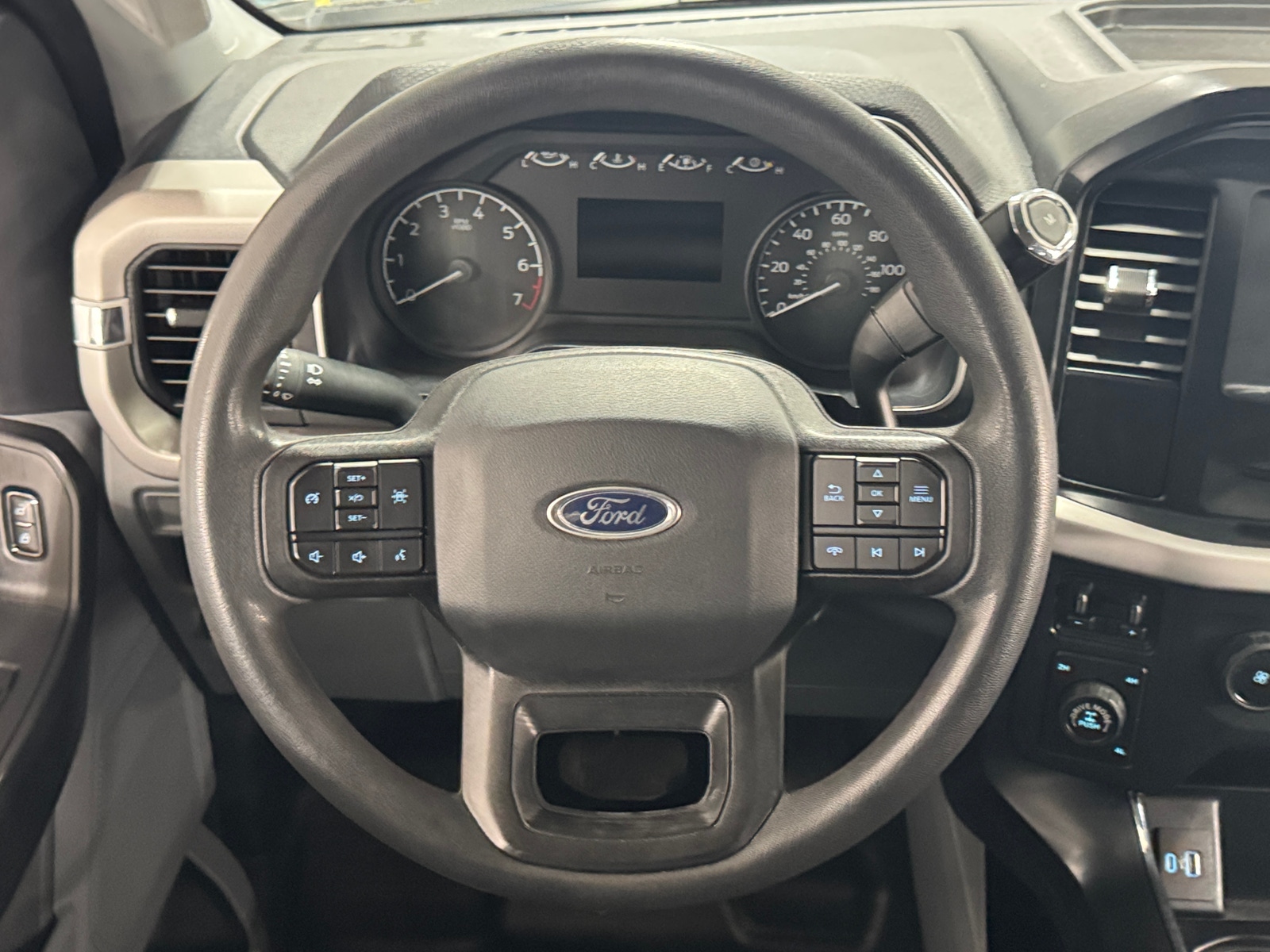 Thumbnail: 2022 Ford Econoline - 5