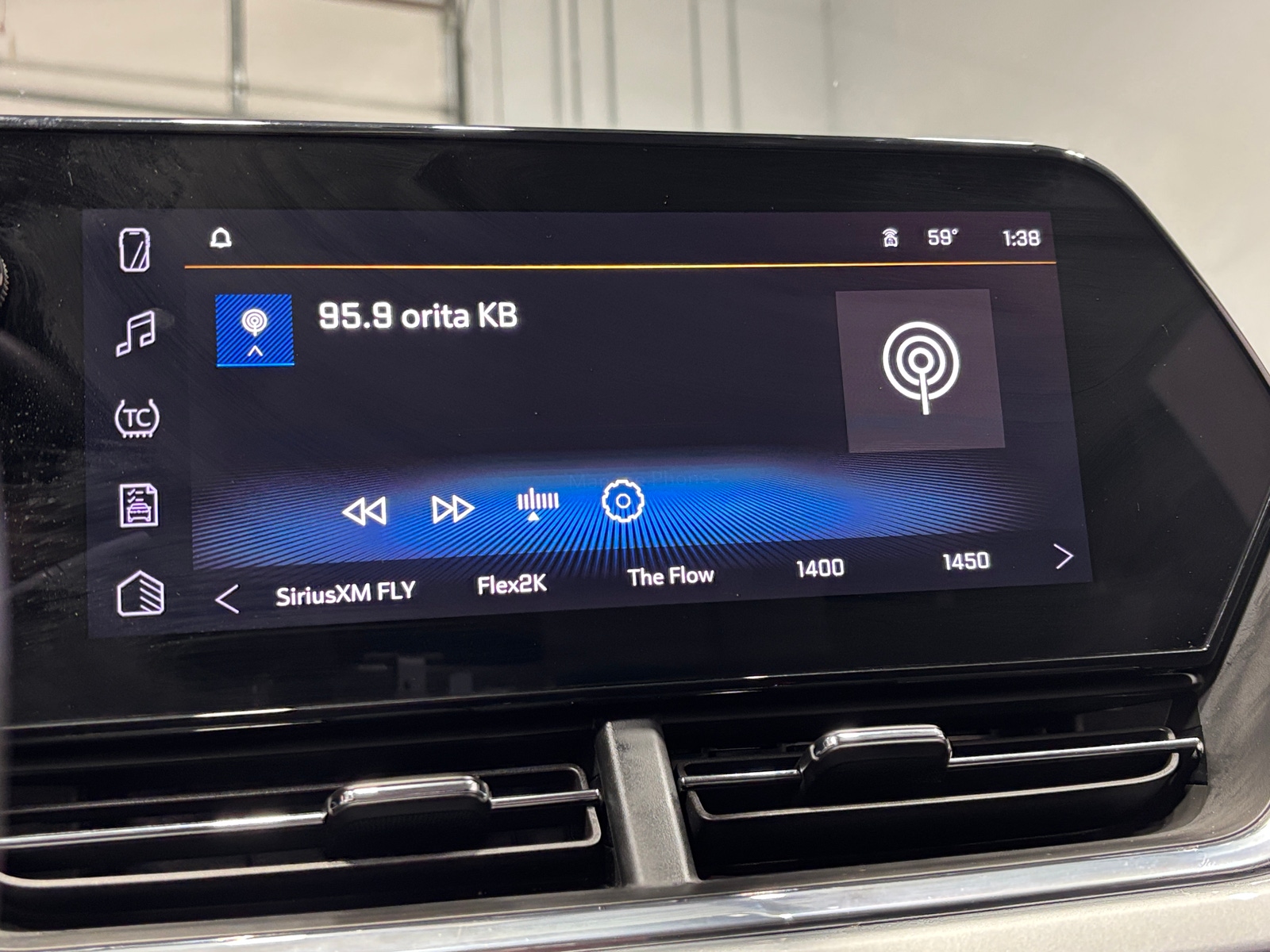 Thumbnail: 2025 Chevrolet Trax - 4