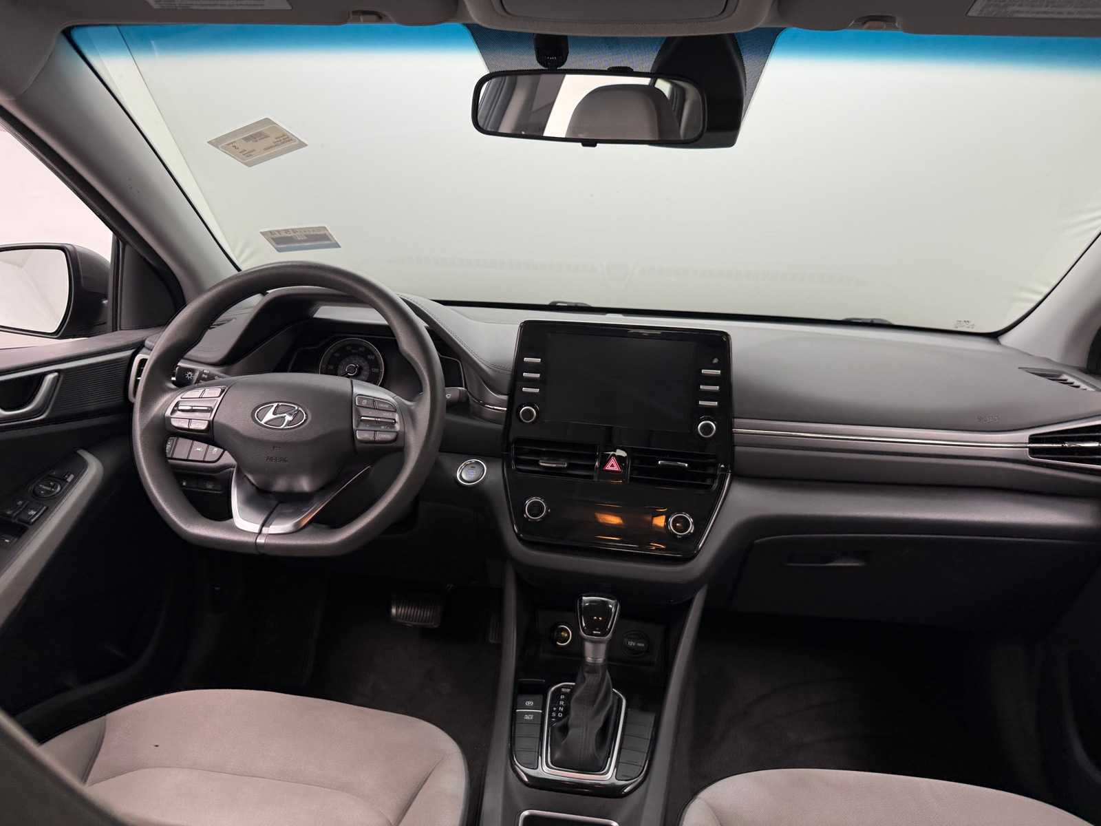 Thumbnail: 2022 Hyundai Ioniq - 3