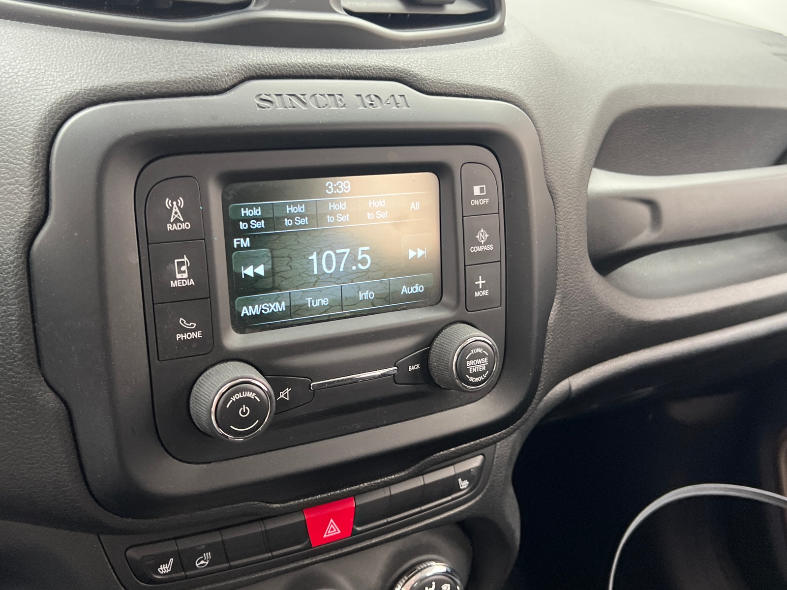 Thumbnail: 2015 Jeep Renegade - 4