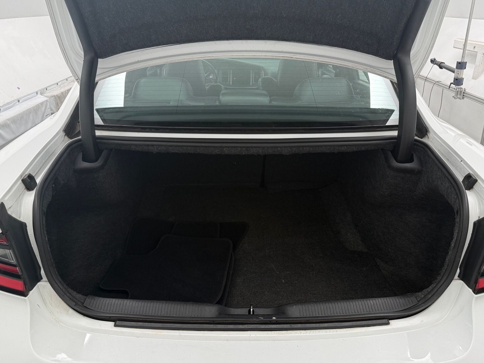 Thumbnail: 2020 Dodge Charger - 6