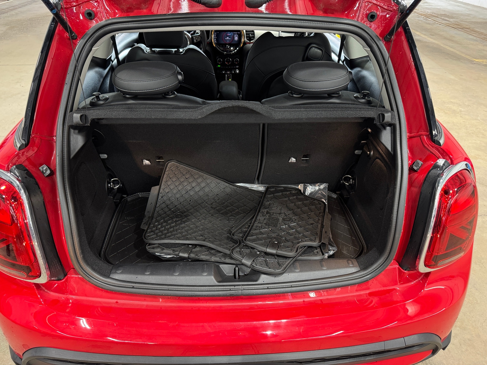 Thumbnail: 2024 MINI Cooper Hardtop - 6