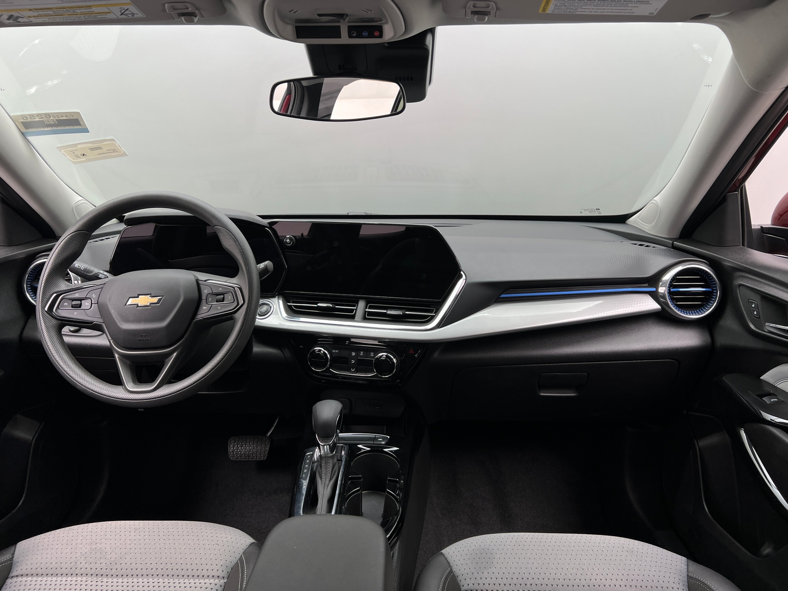 Thumbnail: 2025 Chevrolet Trax - 3