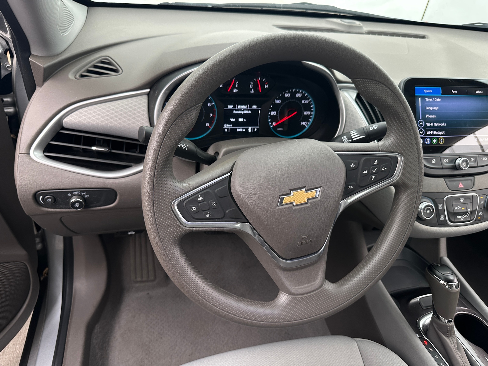 Thumbnail: 2019 Chevrolet Malibu - 5