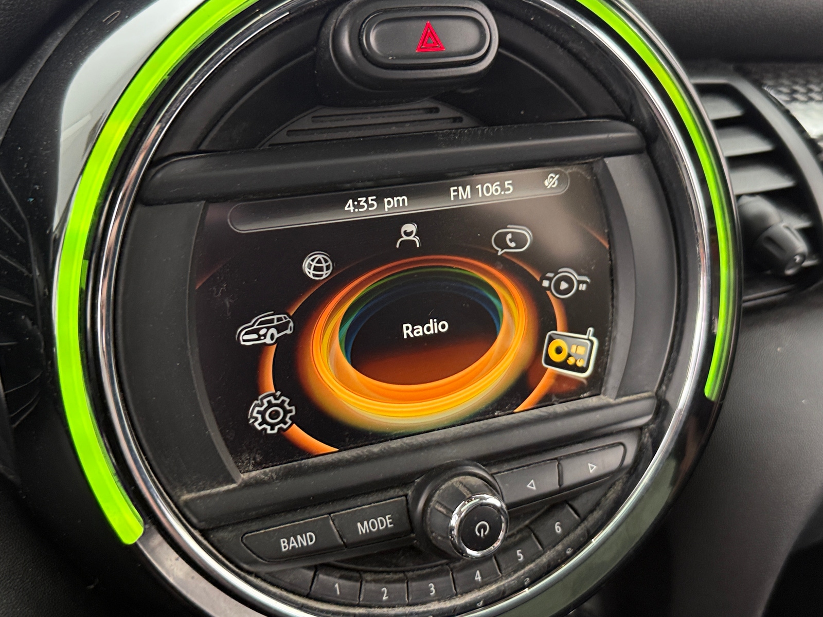 Thumbnail: 2017 MINI Cooper Hardtop - 3