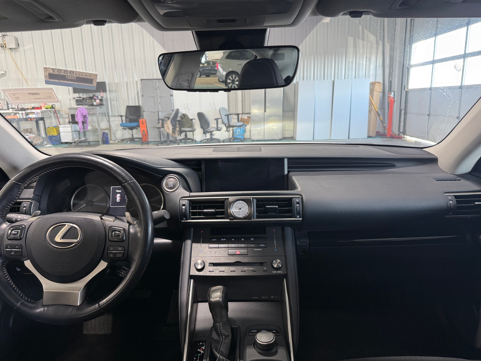 Thumbnail: 2019 Lexus IS - 2