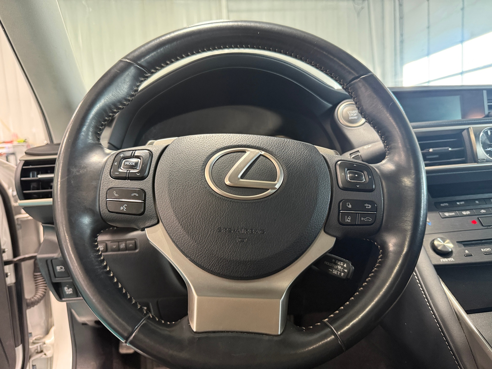 Thumbnail: 2019 Lexus IS - 4