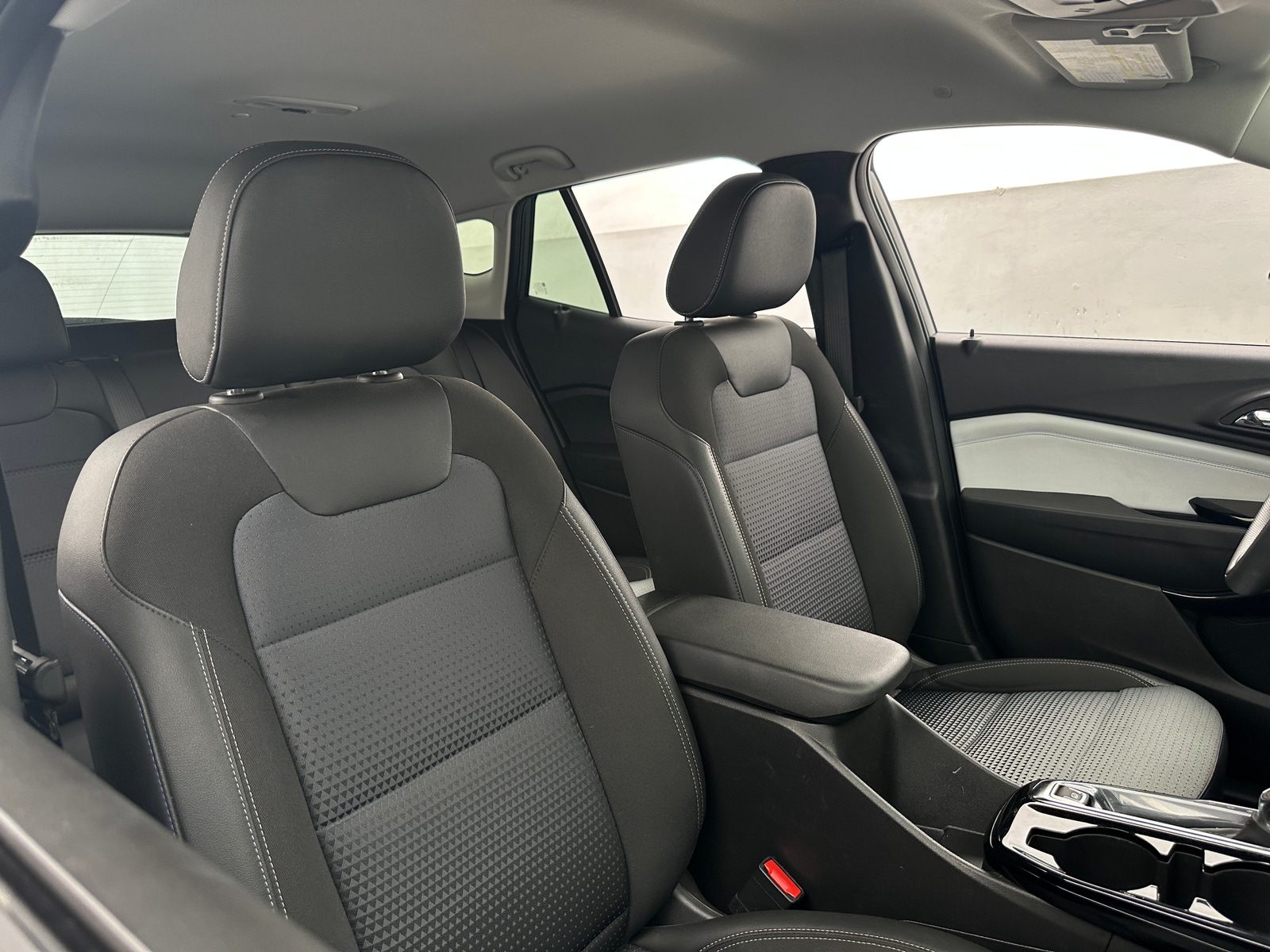 Thumbnail: 2025 Chevrolet Trax - 2