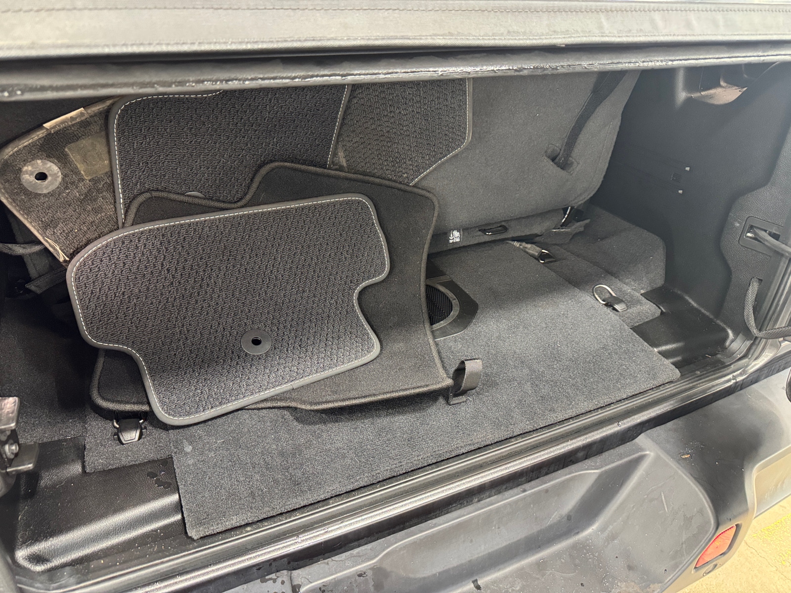 Thumbnail: 2021 Jeep Wrangler - 7