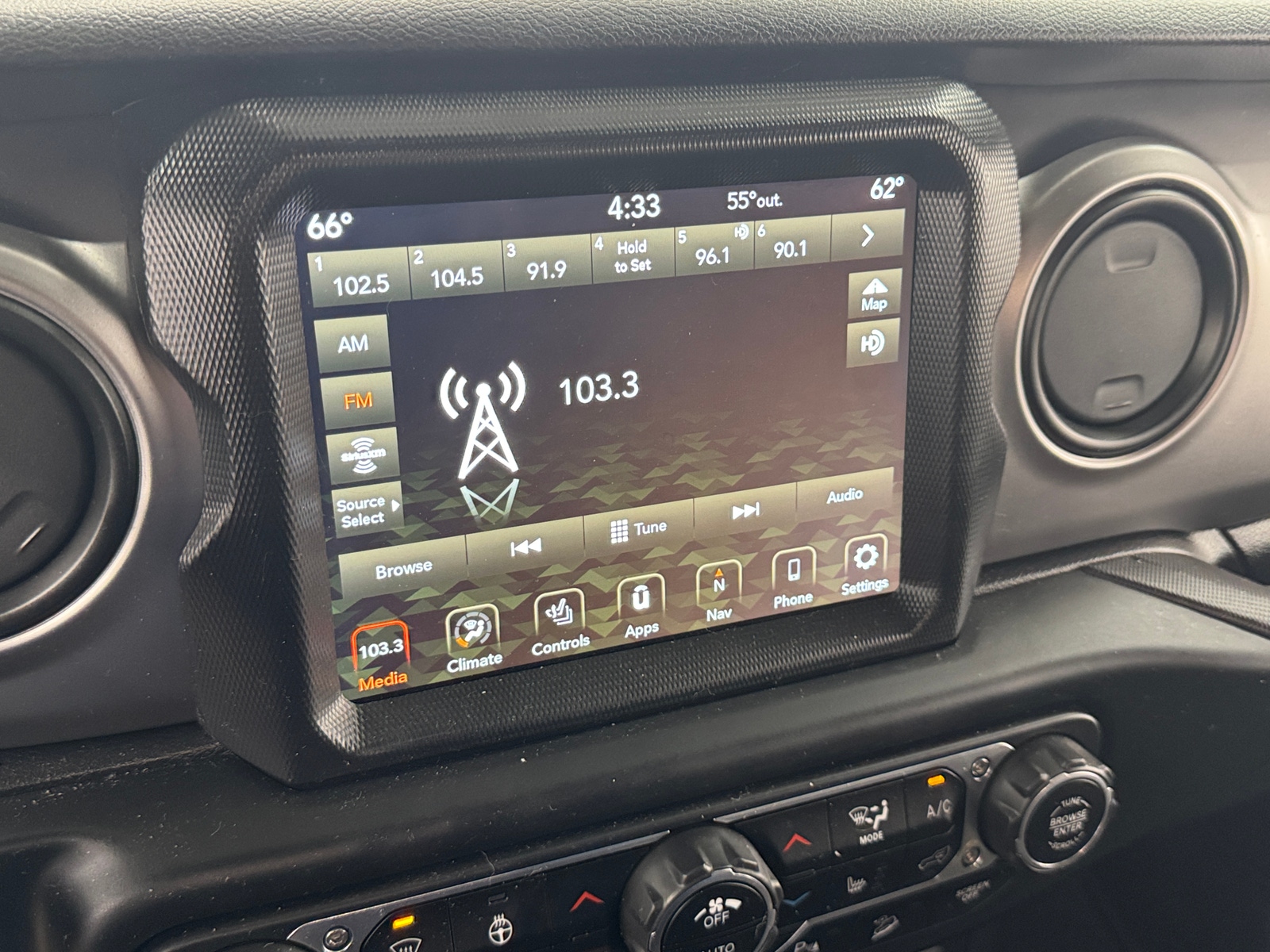 Thumbnail: 2021 Jeep Wrangler - 4