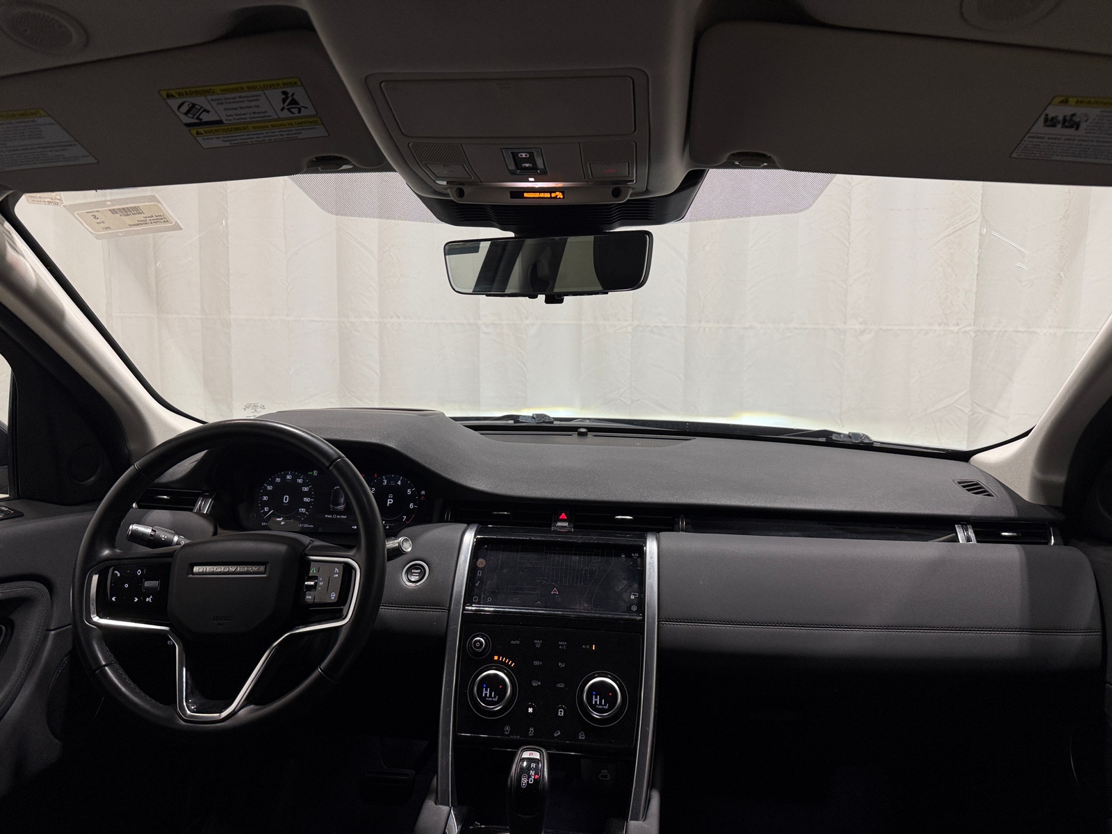 Thumbnail: 2021 Land Rover Discovery Sport - 2