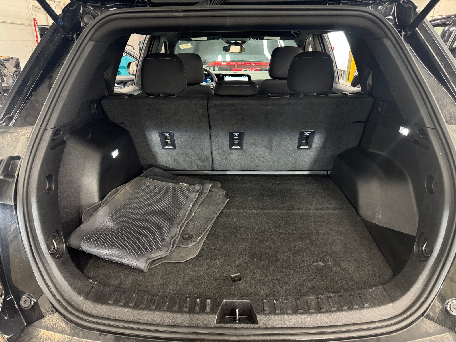 Thumbnail: 2025 Chevrolet Equinox - 7