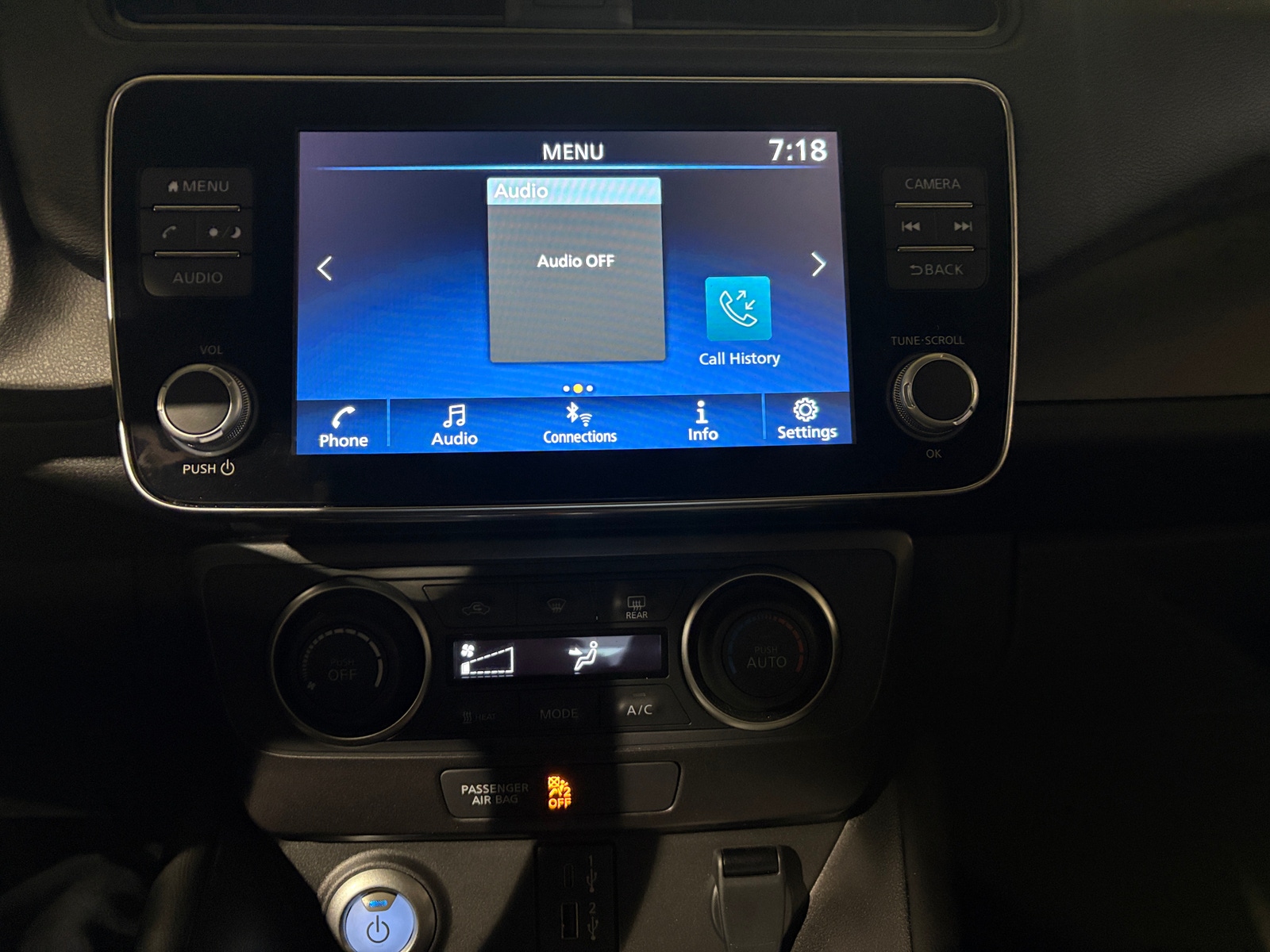 Thumbnail: 2025 Nissan Leaf - 4