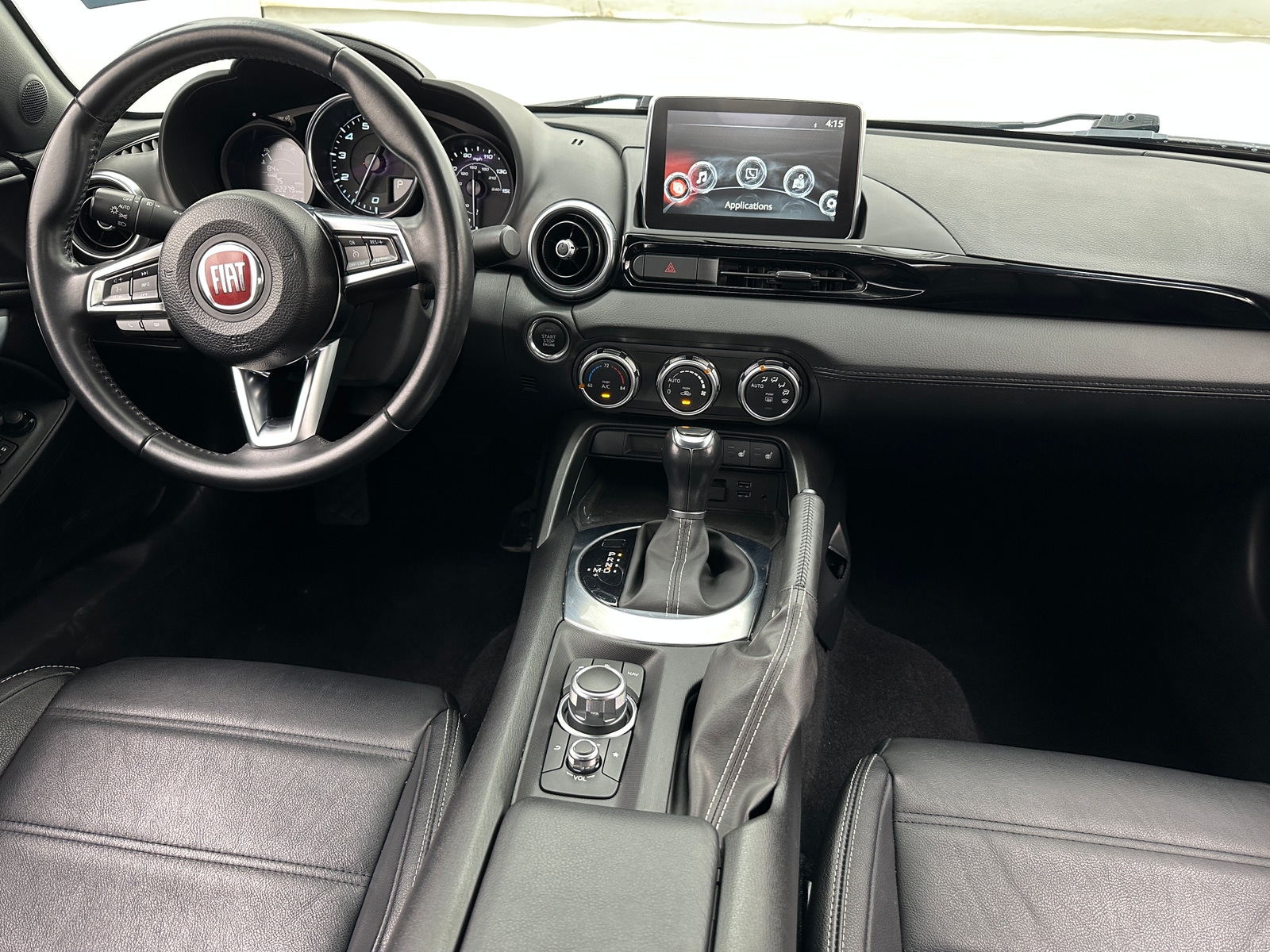 Thumbnail: 2020 Fiat 124 Spider - 2