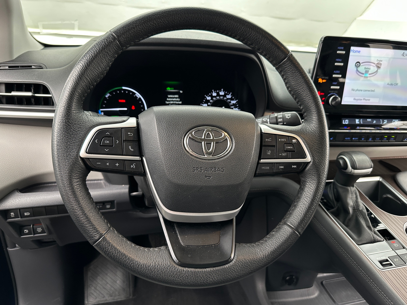 Thumbnail: 2023 Toyota Sienna - 4