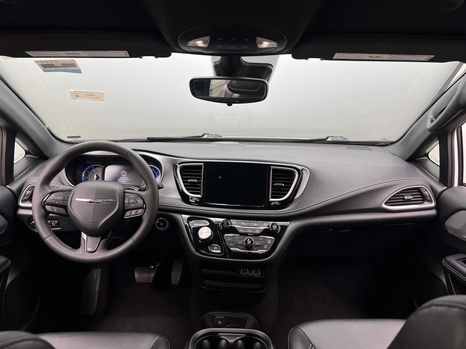 Thumbnail: 2024 Chrysler Pacifica - 2