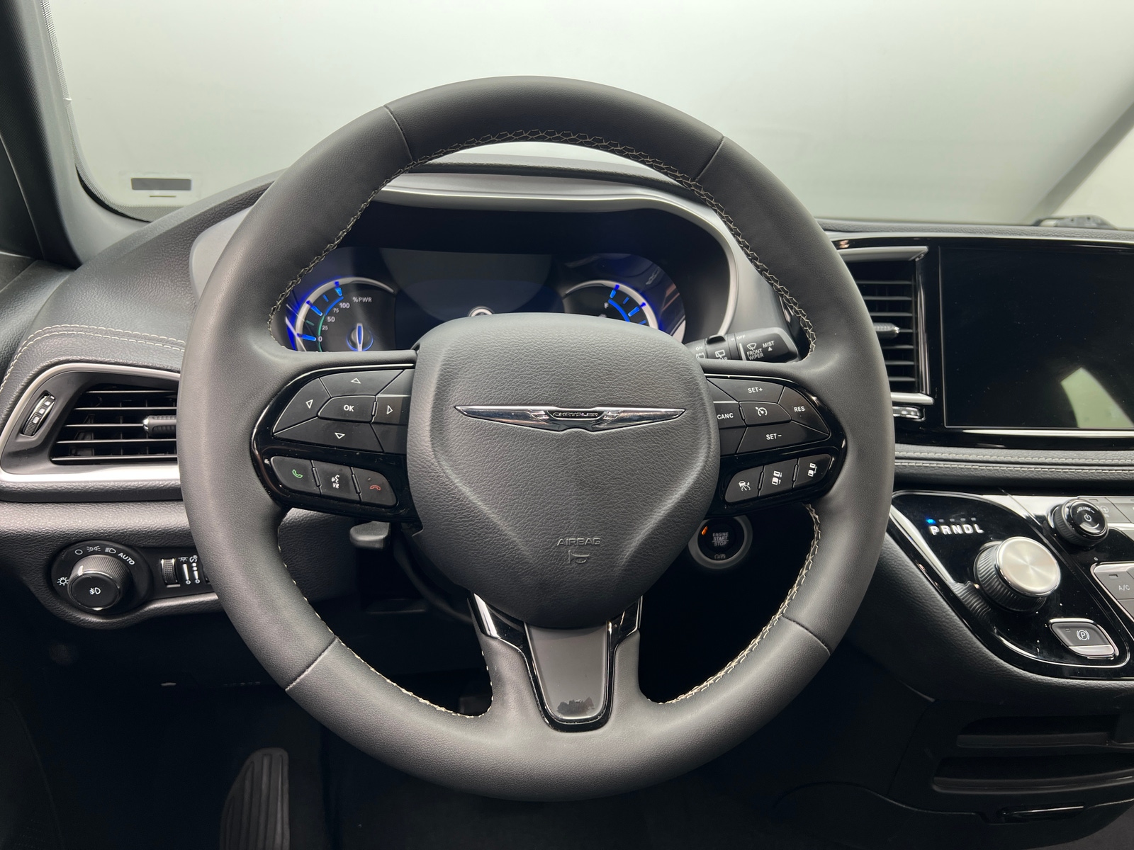 Thumbnail: 2024 Chrysler Pacifica - 4