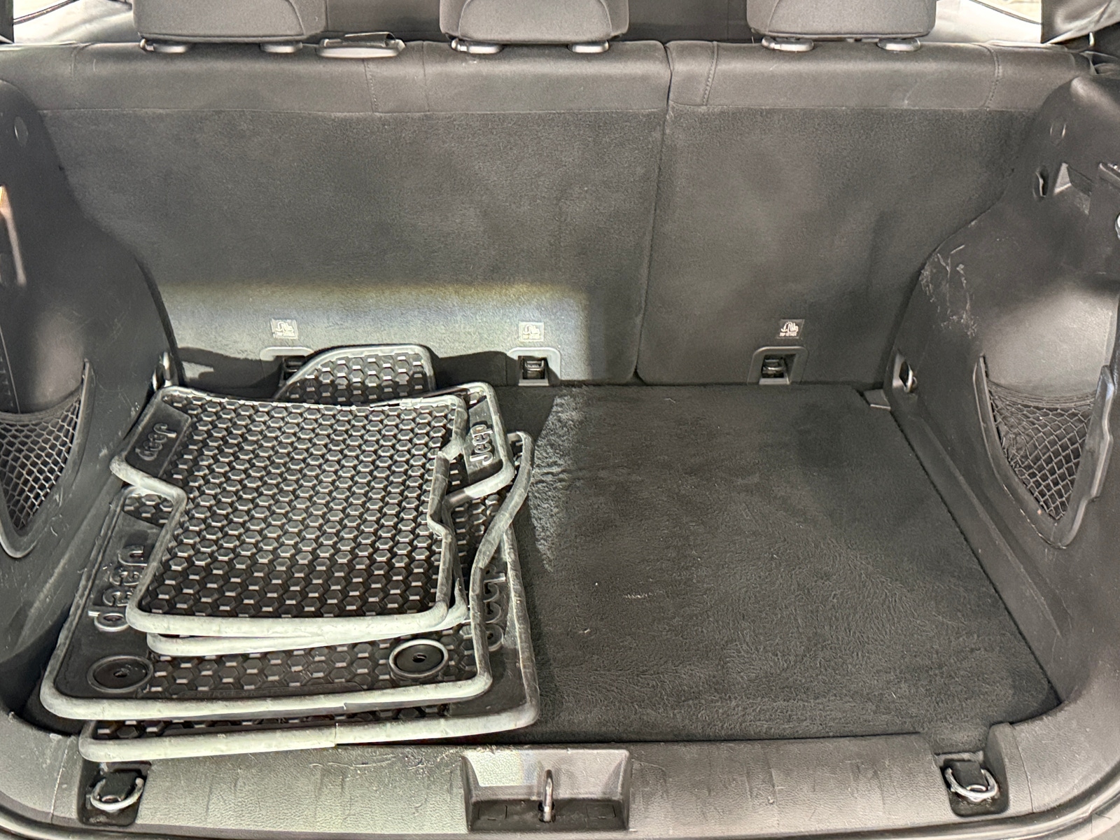 Thumbnail: 2019 Jeep Renegade - 7