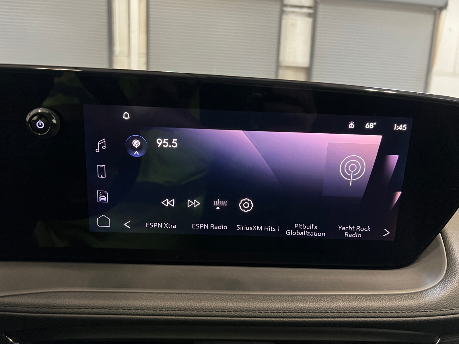 Thumbnail: 2025 Buick Encore GX - 4