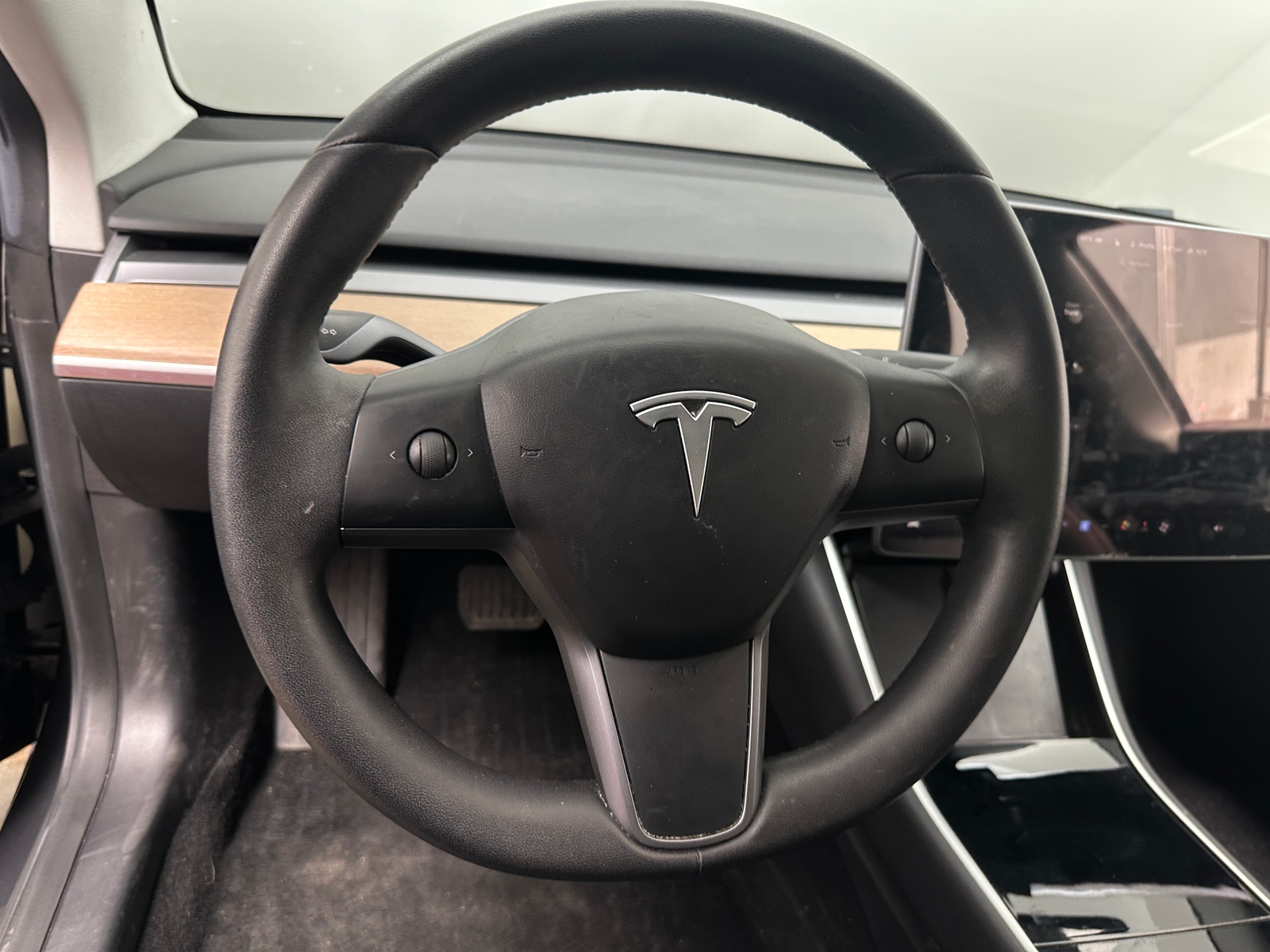 Thumbnail: 2019 Tesla Model 3 - 4