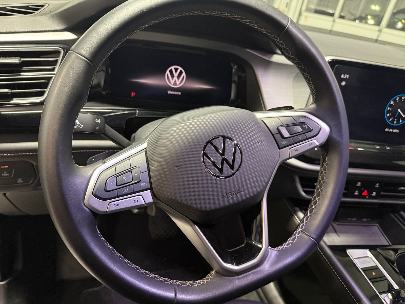 Thumbnail: 2025 Volkswagen Atlas - 4