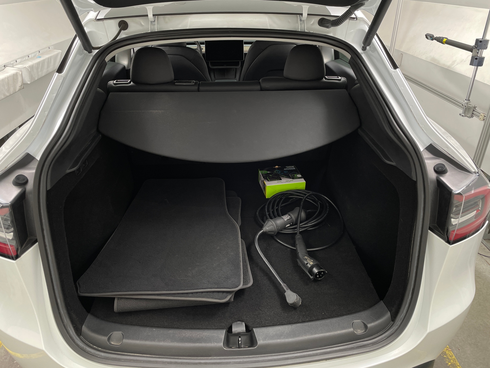 Thumbnail: 2023 Tesla Model Y - 6