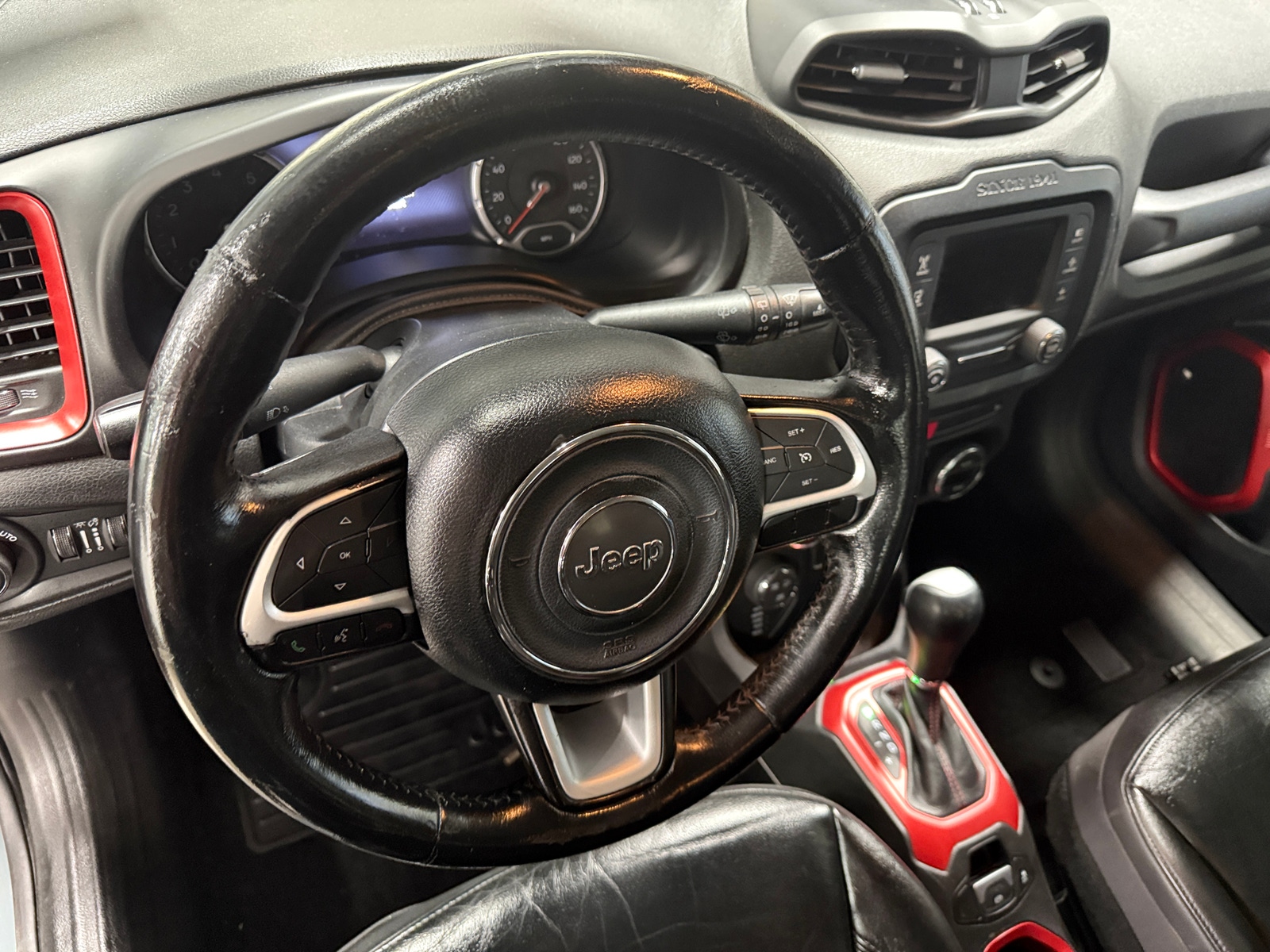 Thumbnail: 2016 Jeep Renegade - 5