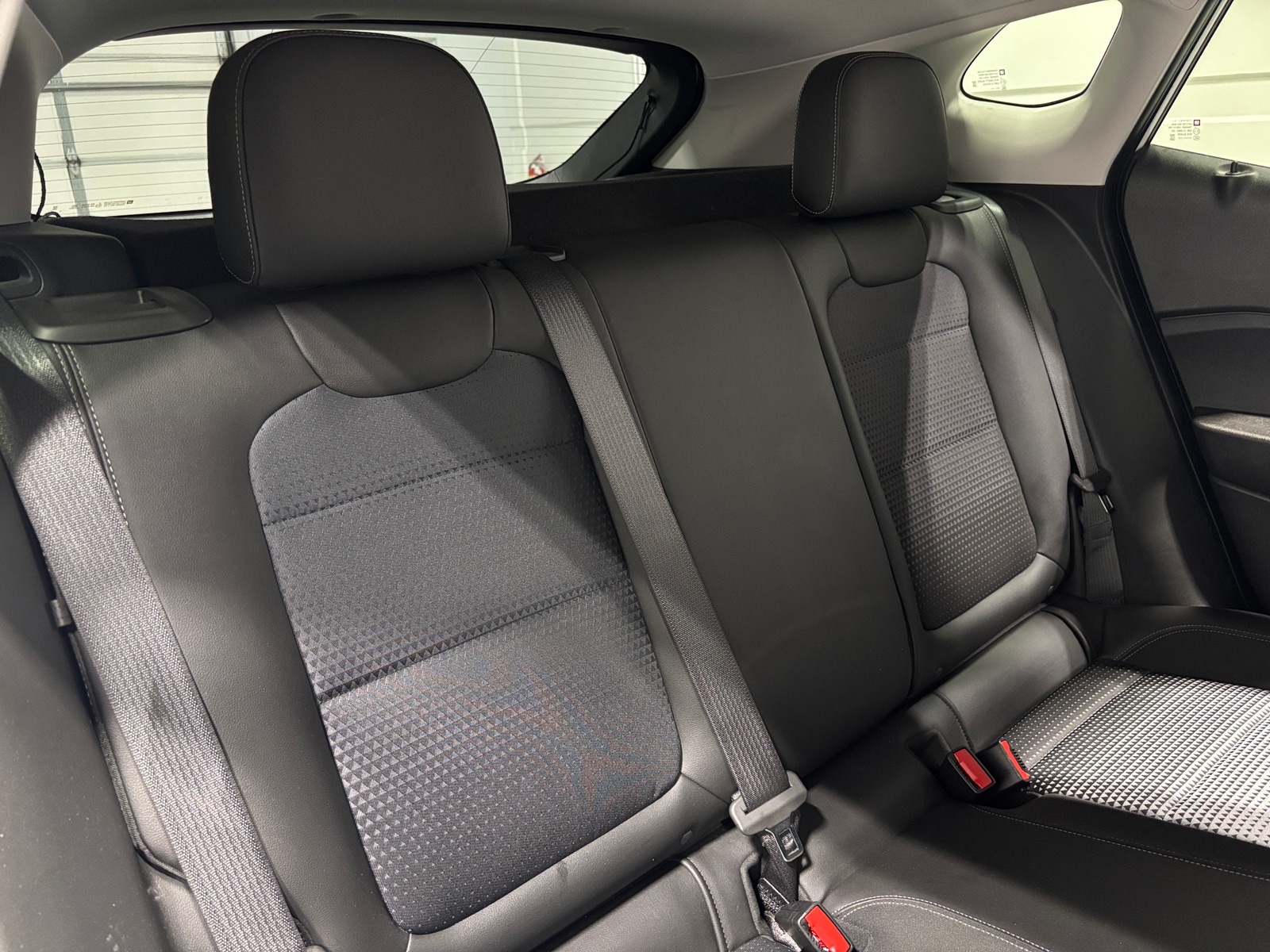 Thumbnail: 2025 Chevrolet Trax - 6