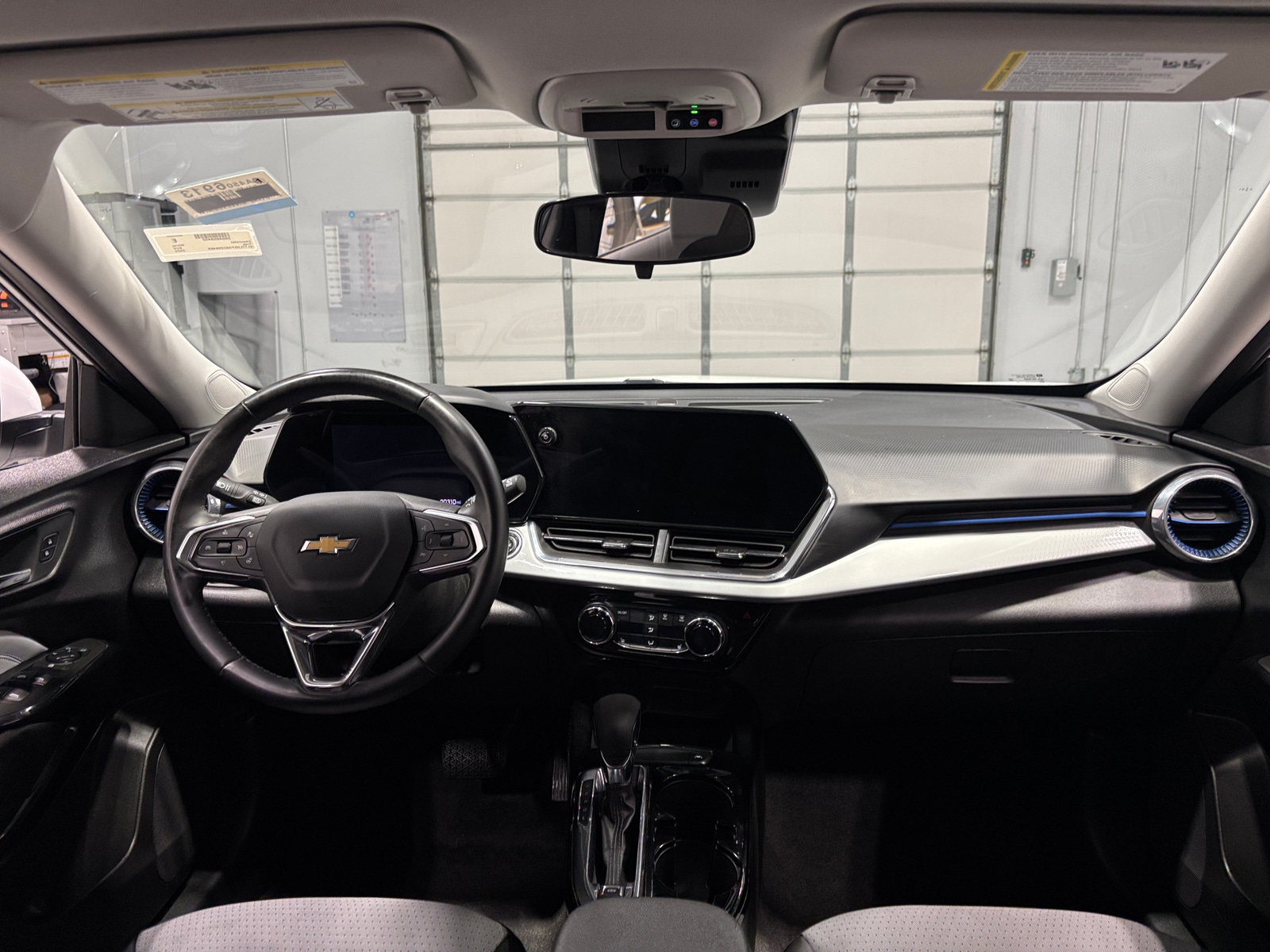 Thumbnail: 2025 Chevrolet Trax - 3