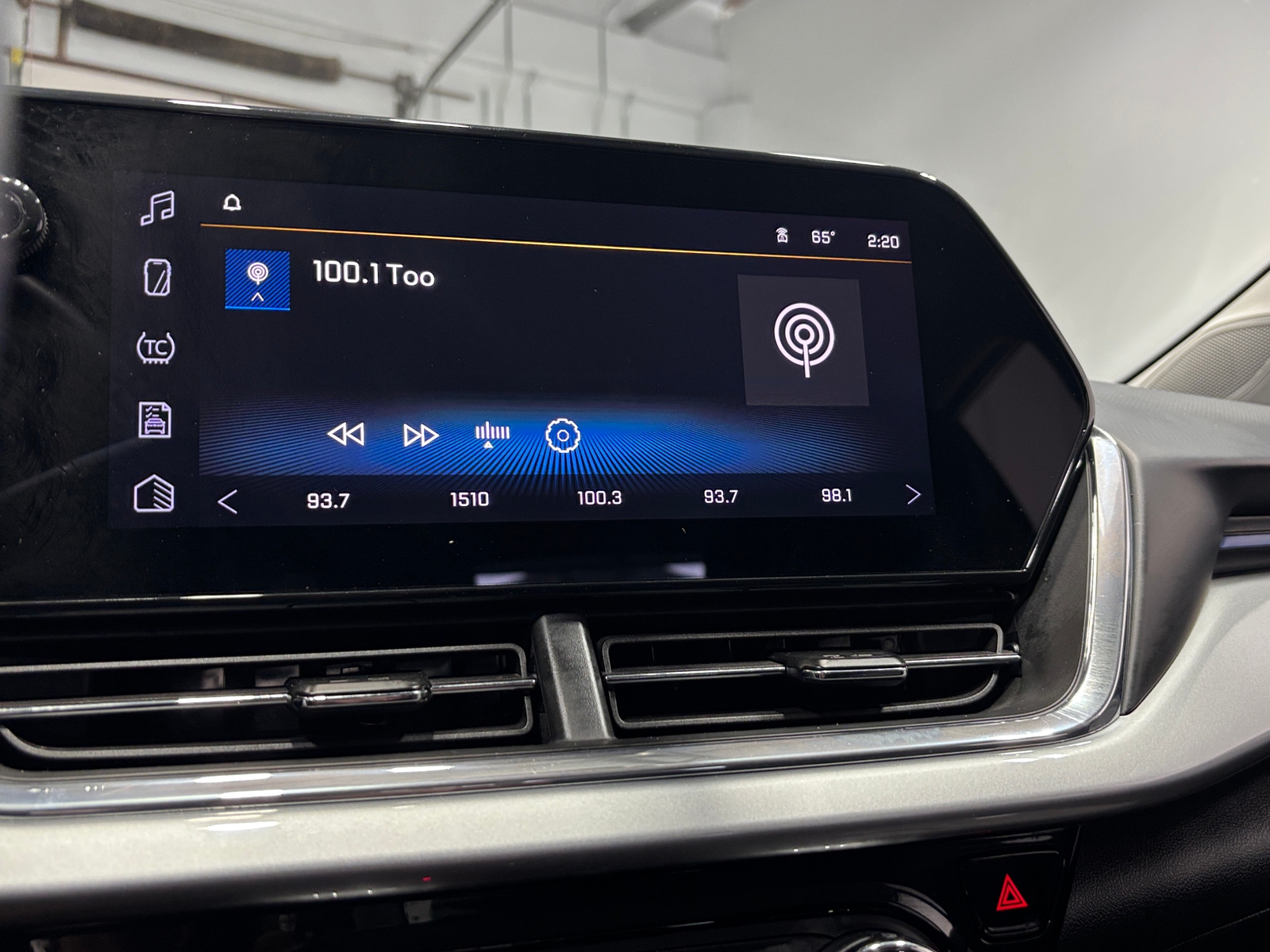 Thumbnail: 2025 Chevrolet Trax - 4