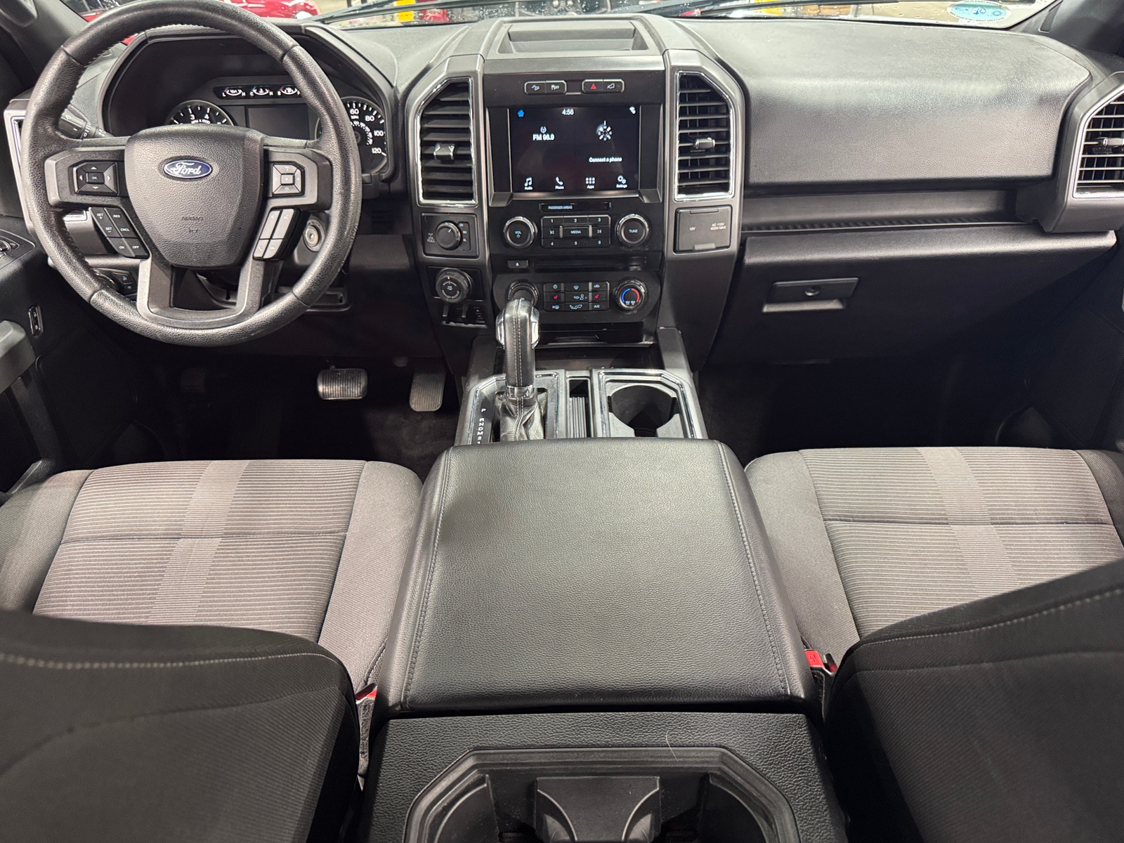 Thumbnail: 2016 Ford Econoline - 3