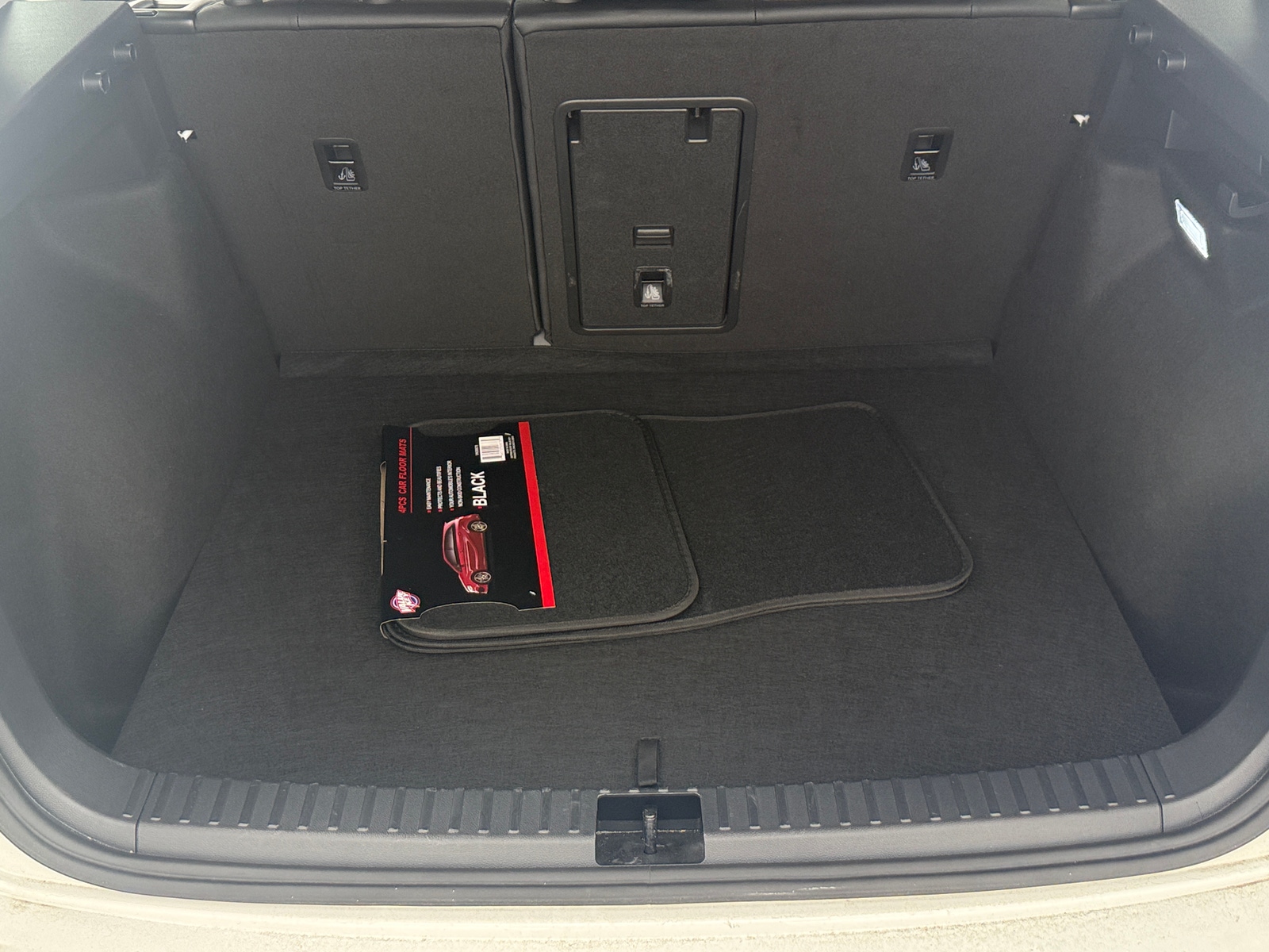 Thumbnail: 2025 Volkswagen Taos - 6