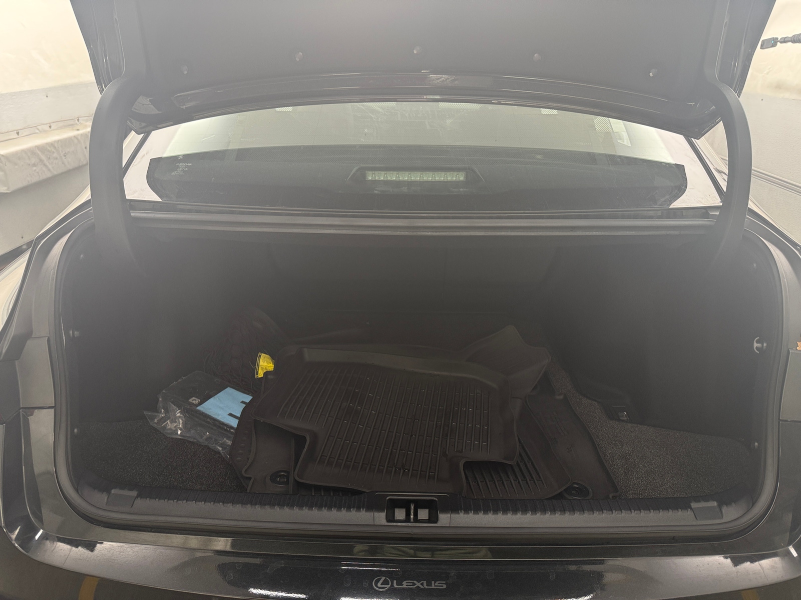 Thumbnail: 2023 Lexus IS - 6